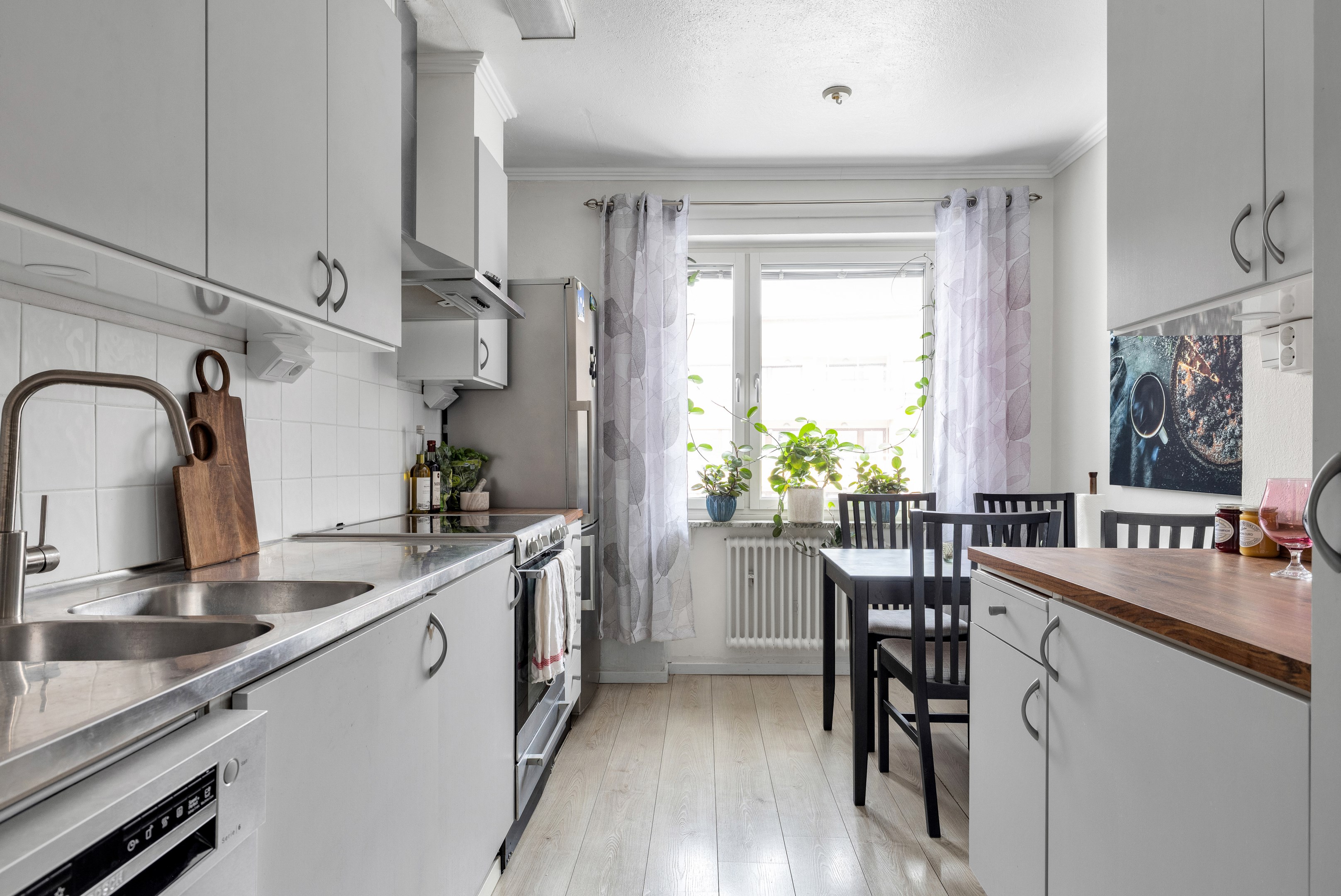 Bostadsbild från Hällbygatan 32B, Till salu i Luthagen, Uppsala