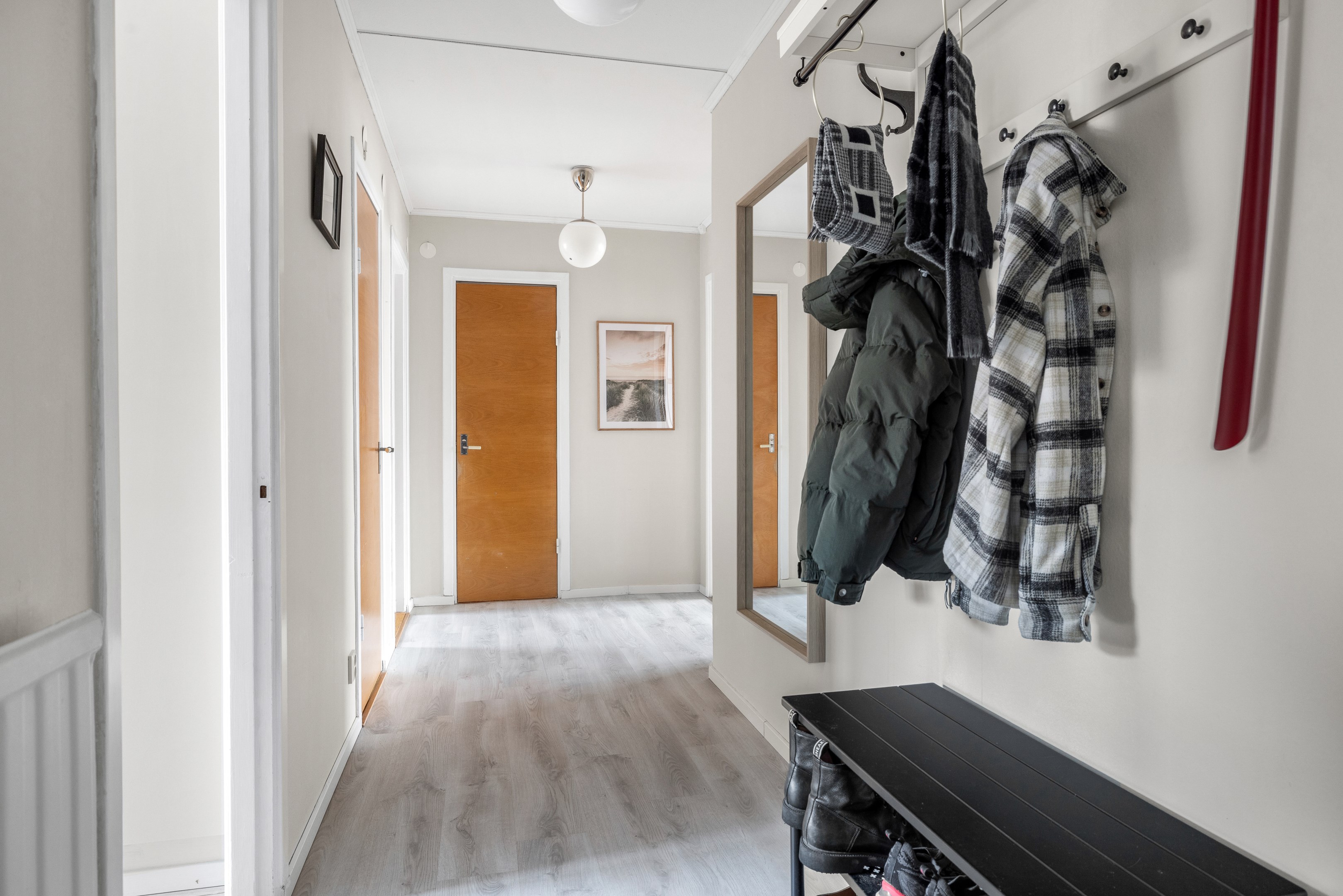 Bostadsbild från Hällbygatan 32B, Till salu i Luthagen, Uppsala