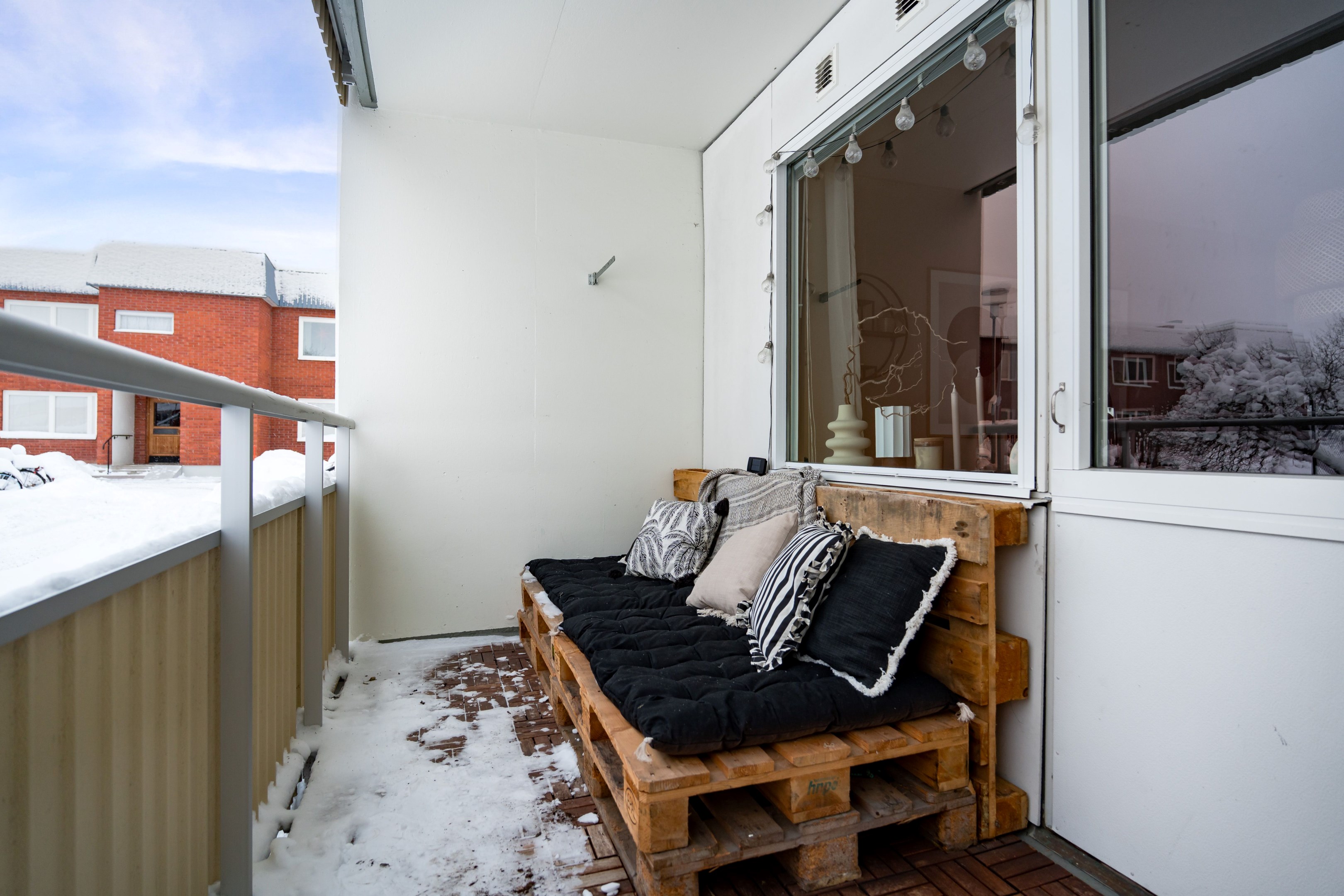 Bostadsbild från Ferlinsgatan 105, Till salu i Löten, Uppsala