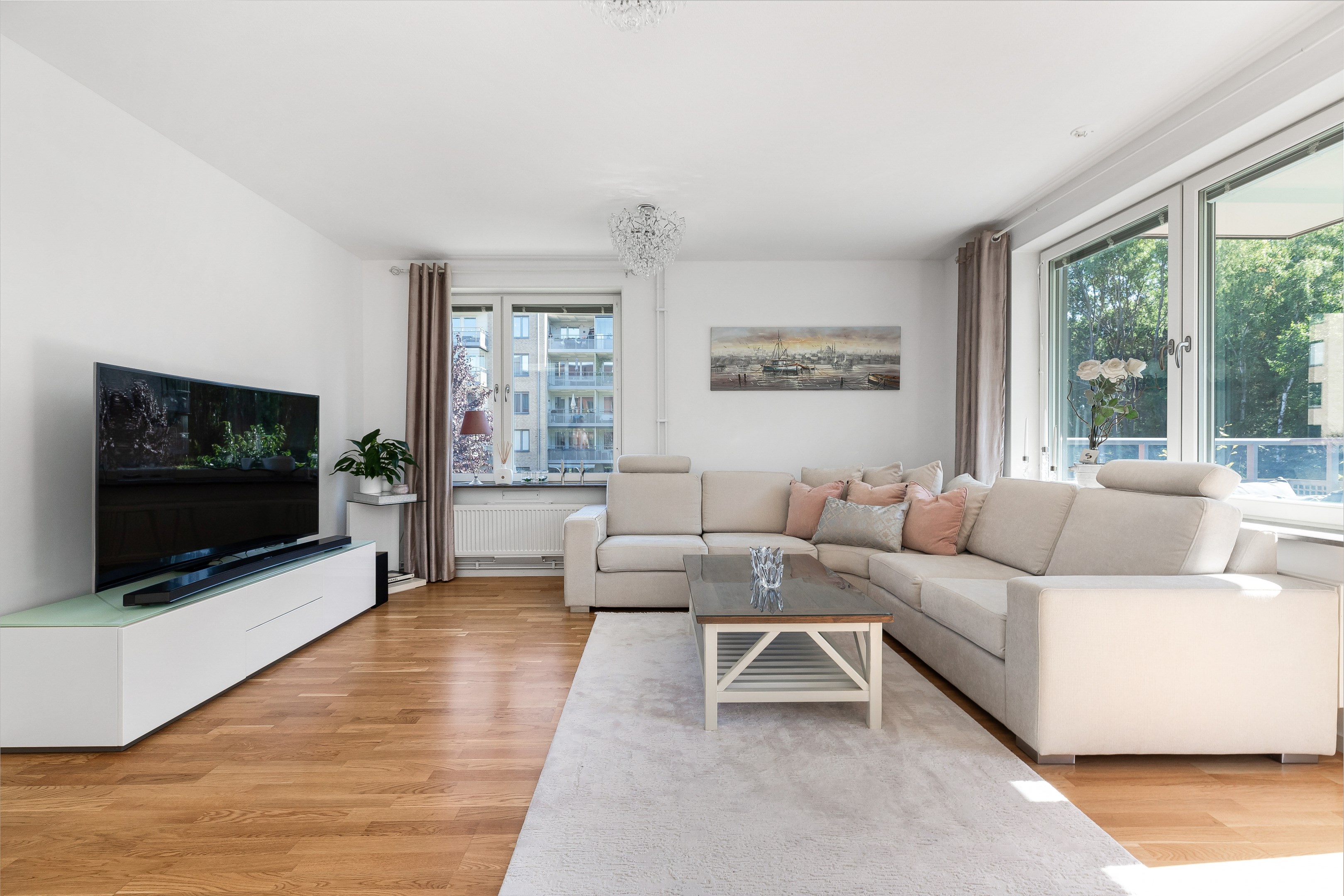 Bostadsbild från Fridensborgsvägen 153, Till salu i Järvastaden, Solna