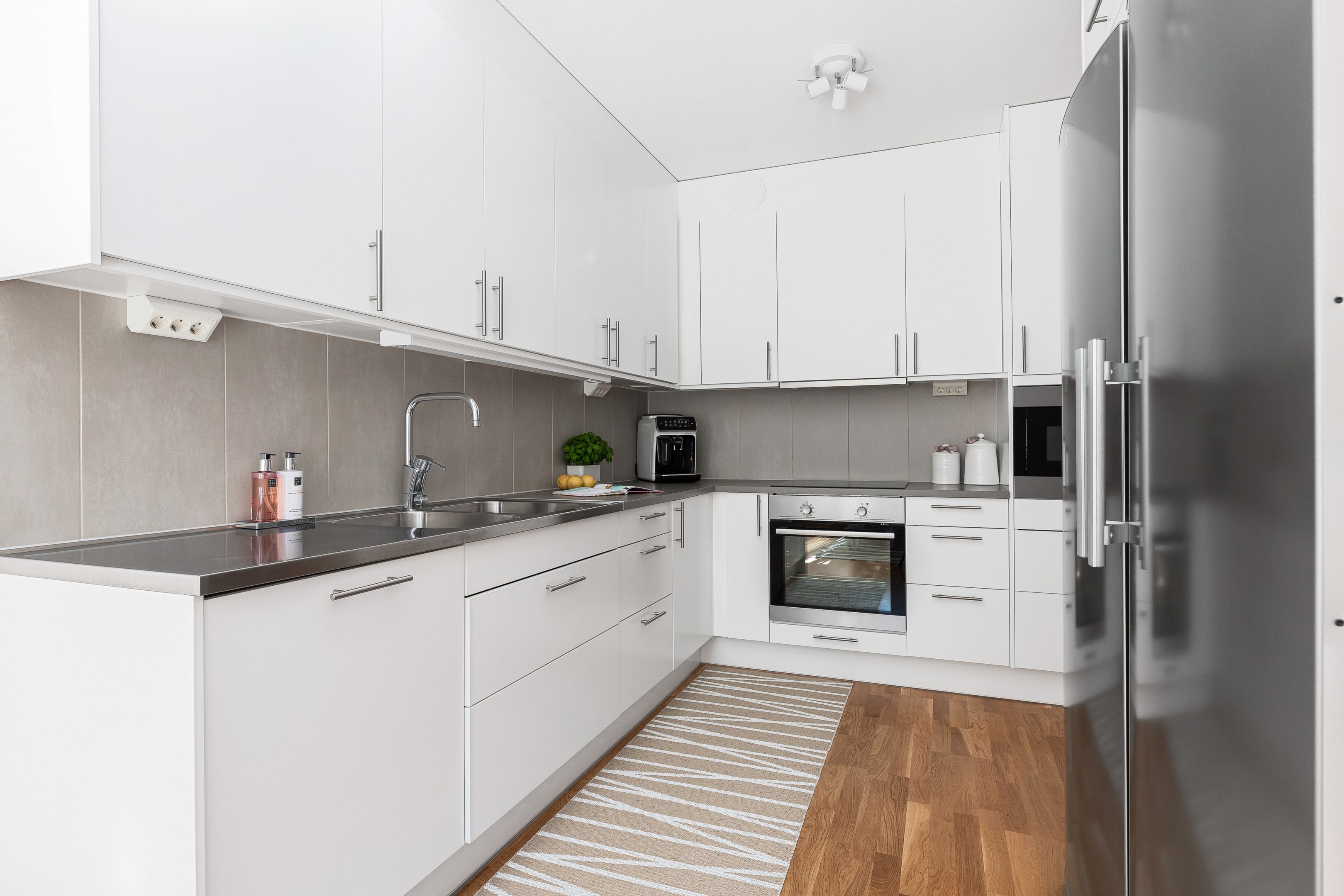 Bostadsbild från Fridensborgsvägen 153, Till salu i Järvastaden, Solna