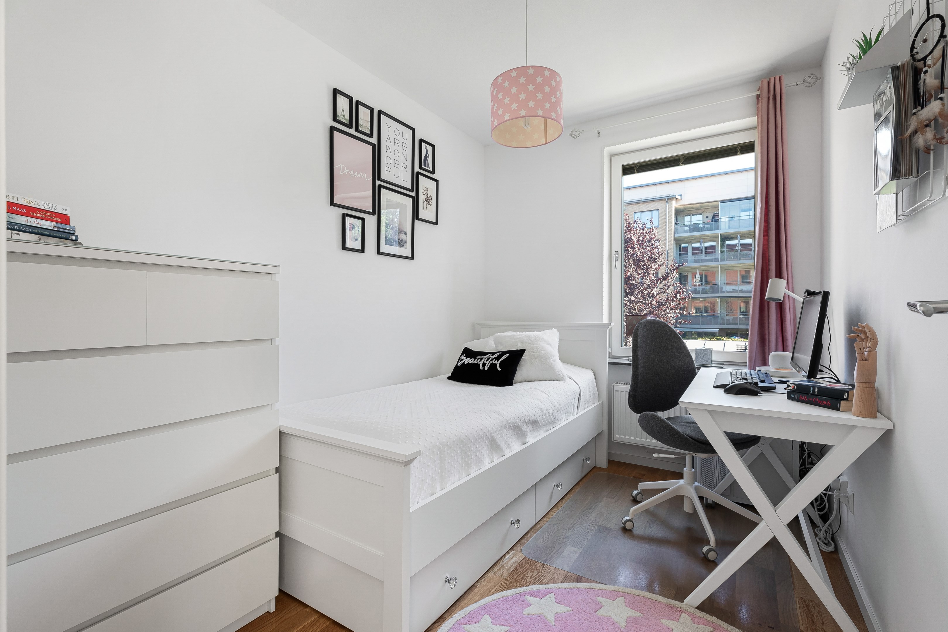 Bostadsbild från Fridensborgsvägen 153, Till salu i Järvastaden, Solna