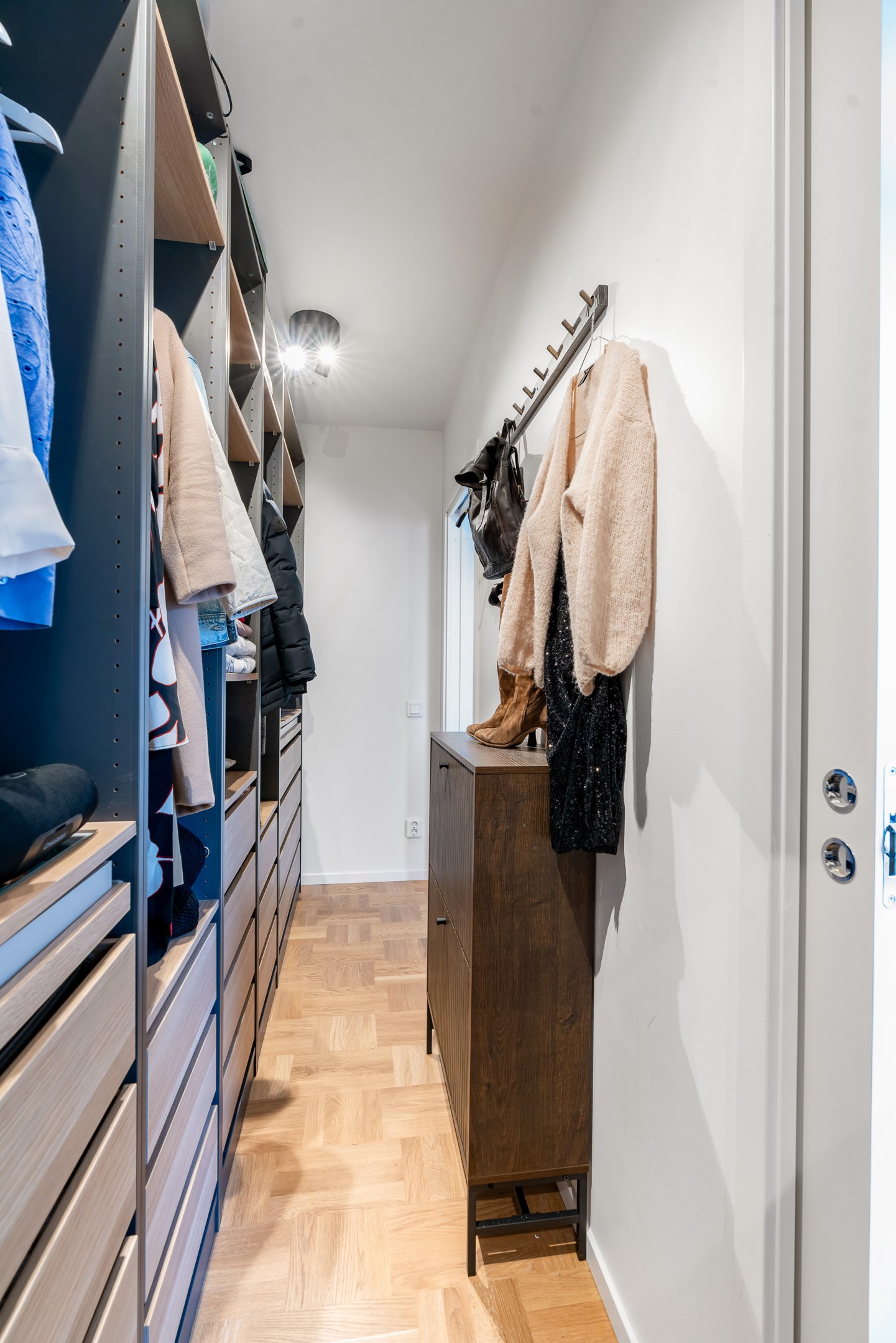 Bostadsbild från Västerled 102, Till salu i Bromma - Stora Mossen/Abrahamsberg, Stockholm