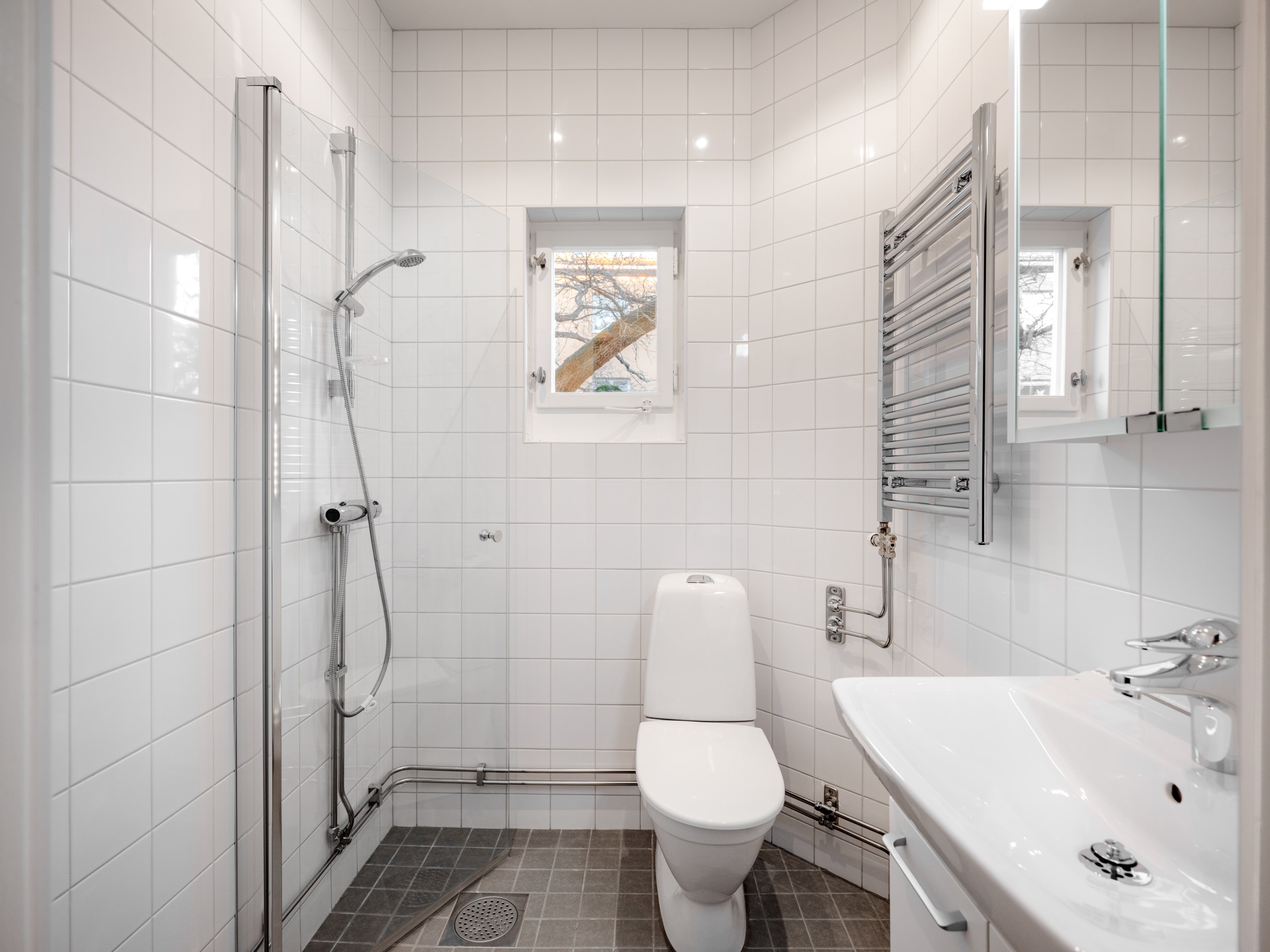 Bostadsbild från Fastlagsvägen 15, Till salu i Midsommarkransen, Stockholm