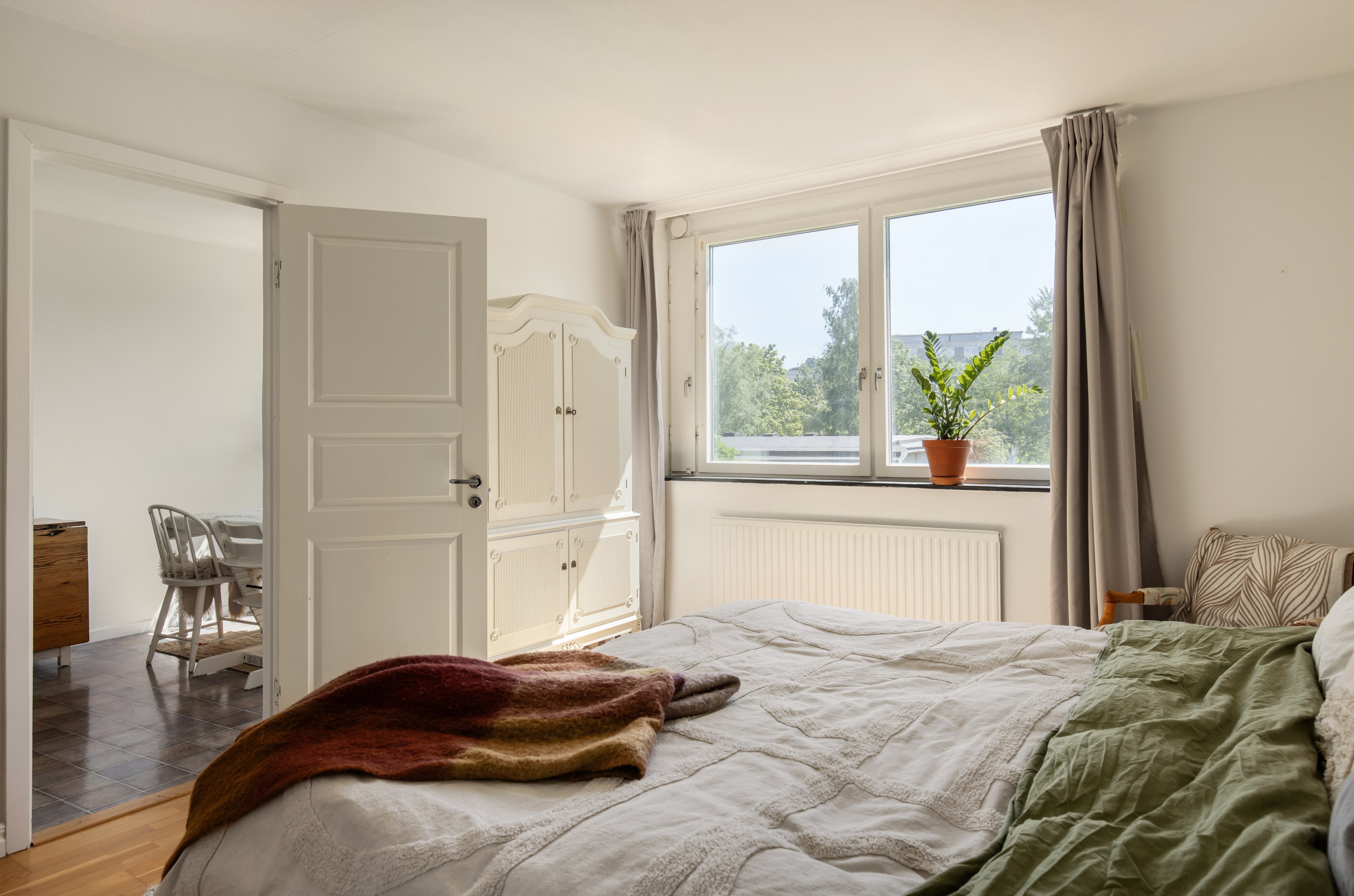 Bostadsbild från Henriksdalsringen 25, Till salu i Henriksdalsberget, Nacka