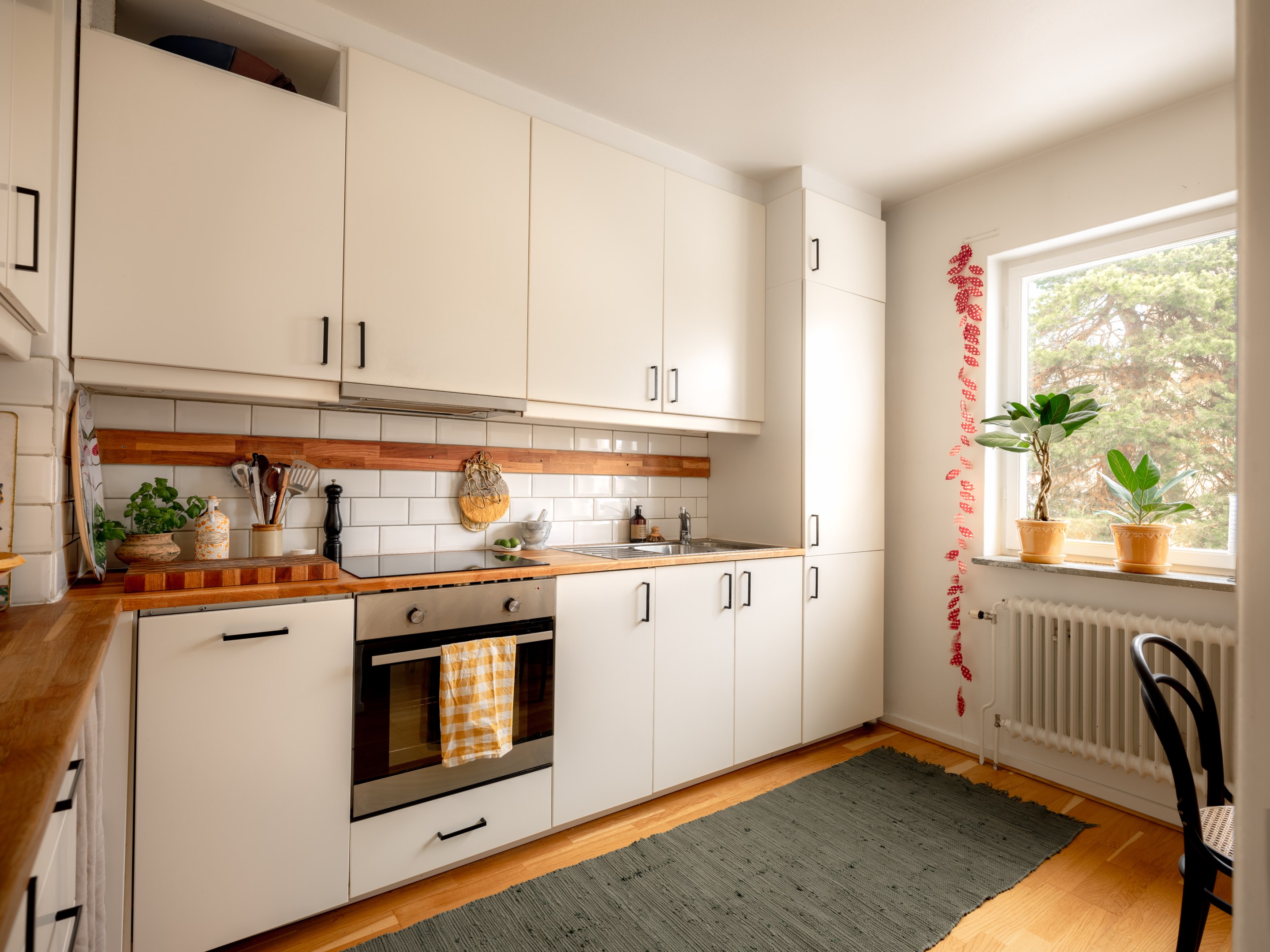 Bostadsbild från Inteckningsvägen 33, Till salu i Hägerstensåsen, Stockholm