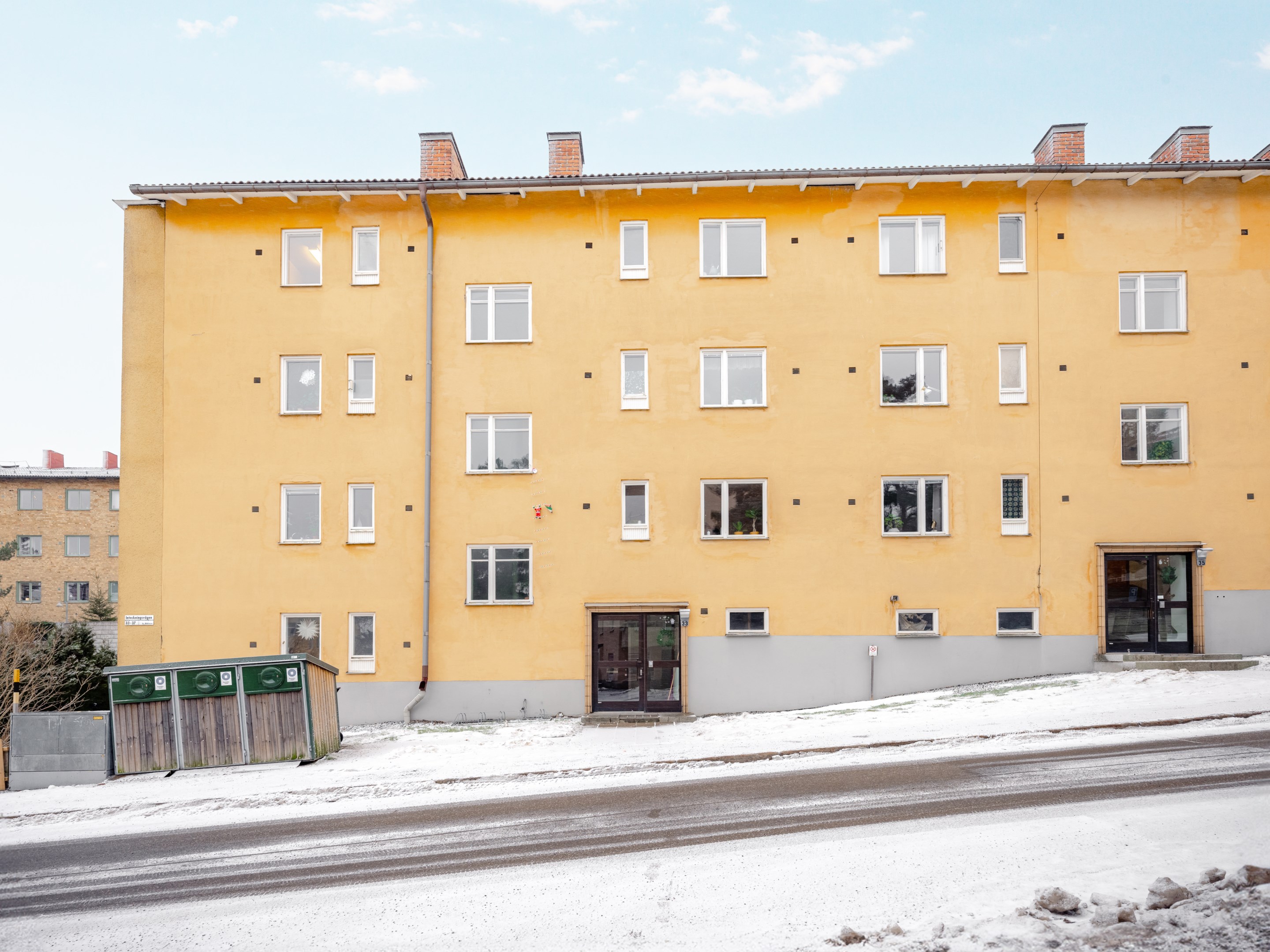 Bostadsbild från Inteckningsvägen 33, Till salu i Hägerstensåsen, Stockholm