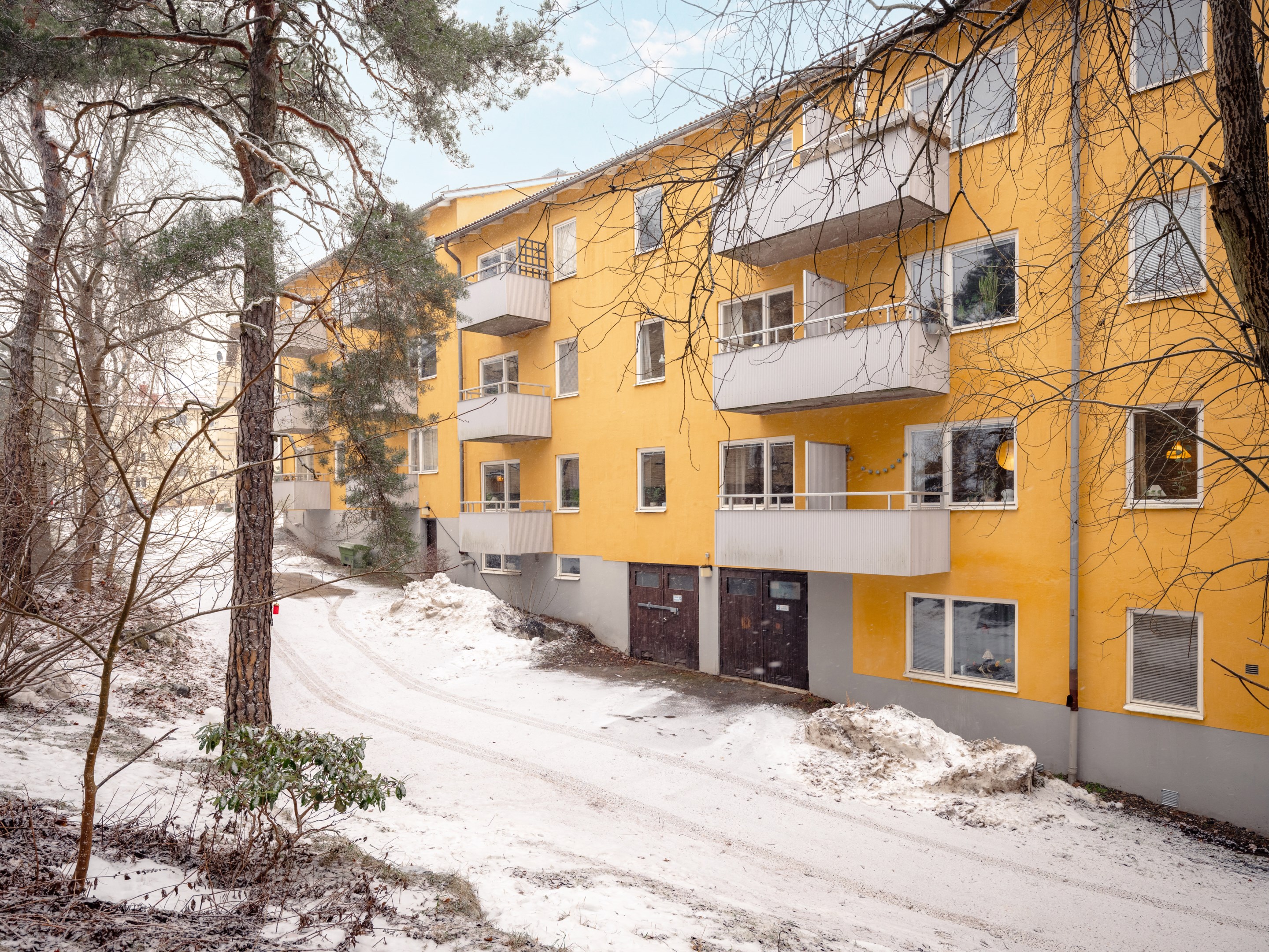 Bostadsbild från Inteckningsvägen 33, Till salu i Hägerstensåsen, Stockholm