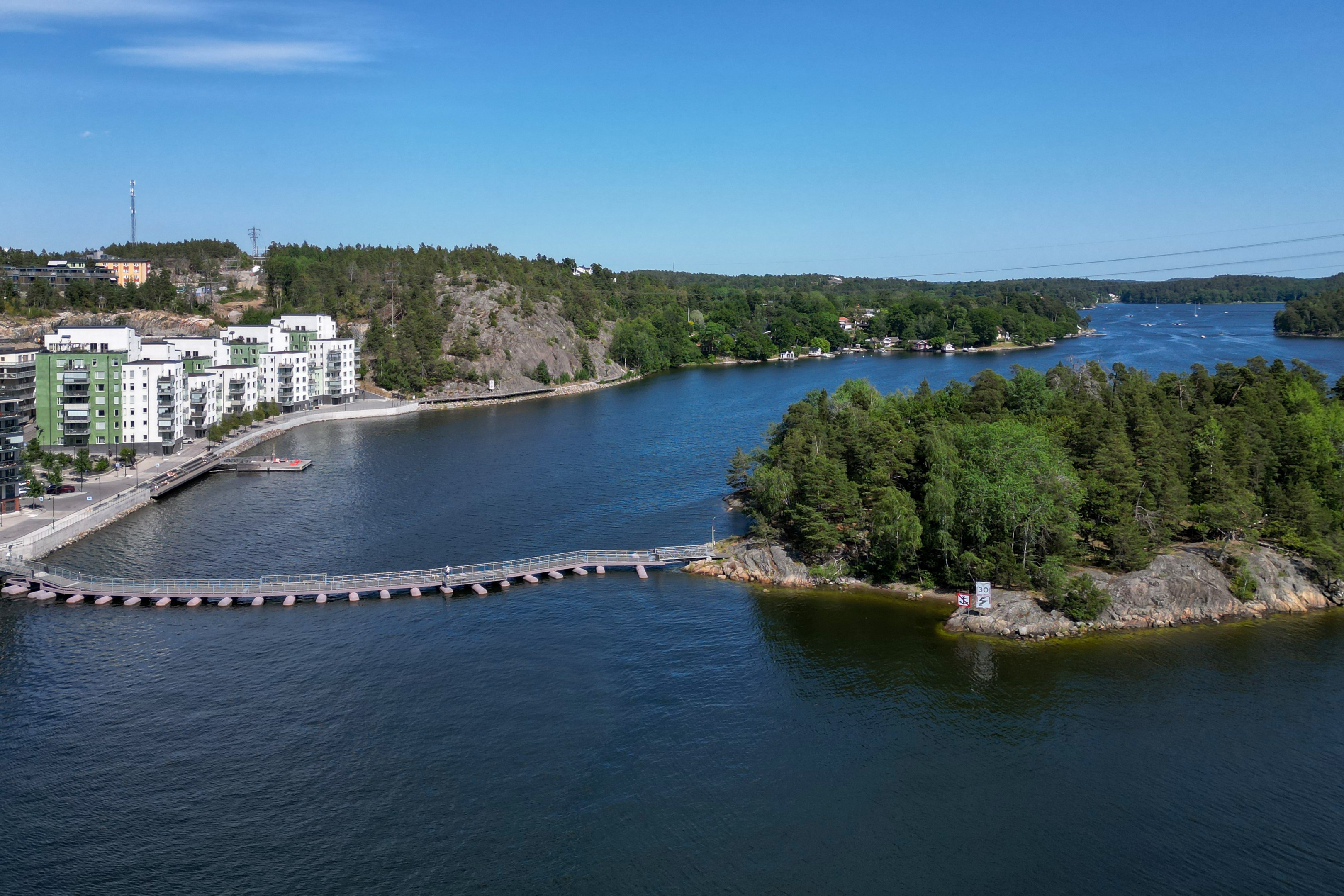 Bostadsbild från Hedenströms väg 15, Till salu i Tollare, Nacka