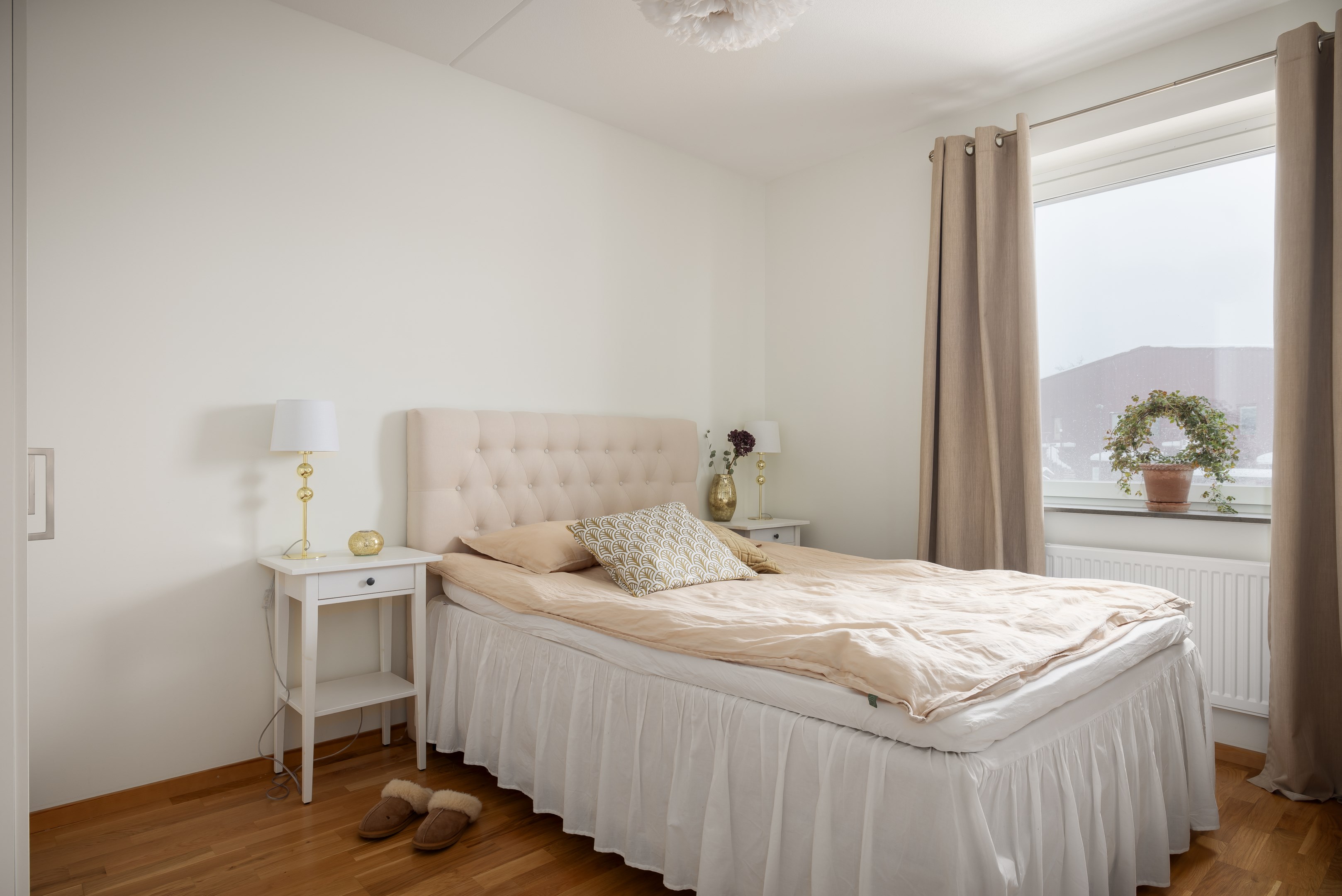 Bostadsbild från Hedenströms väg 15, Till salu i Tollare, Nacka