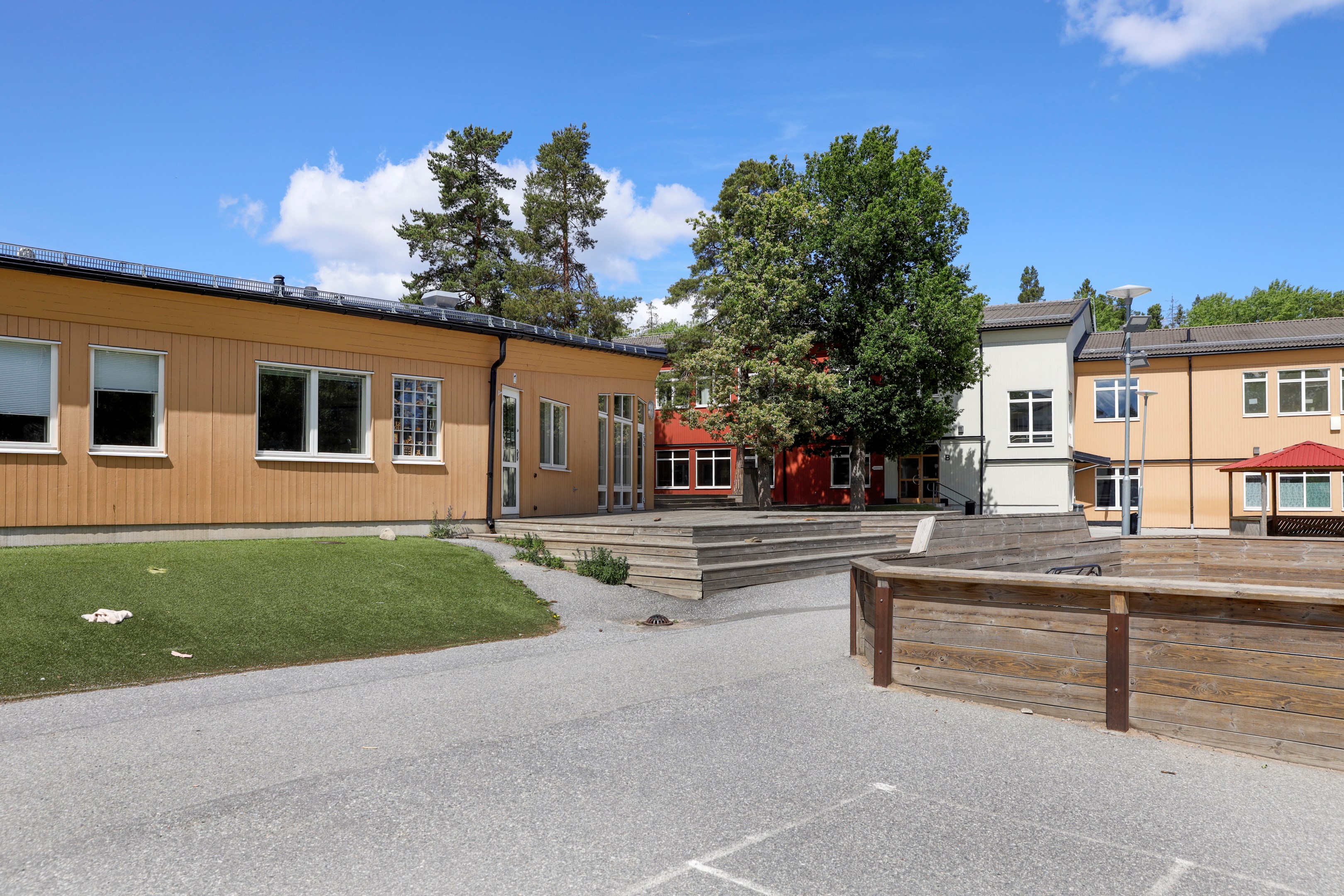 Bostadsbild från Hedenströms väg 15, Till salu i Tollare, Nacka