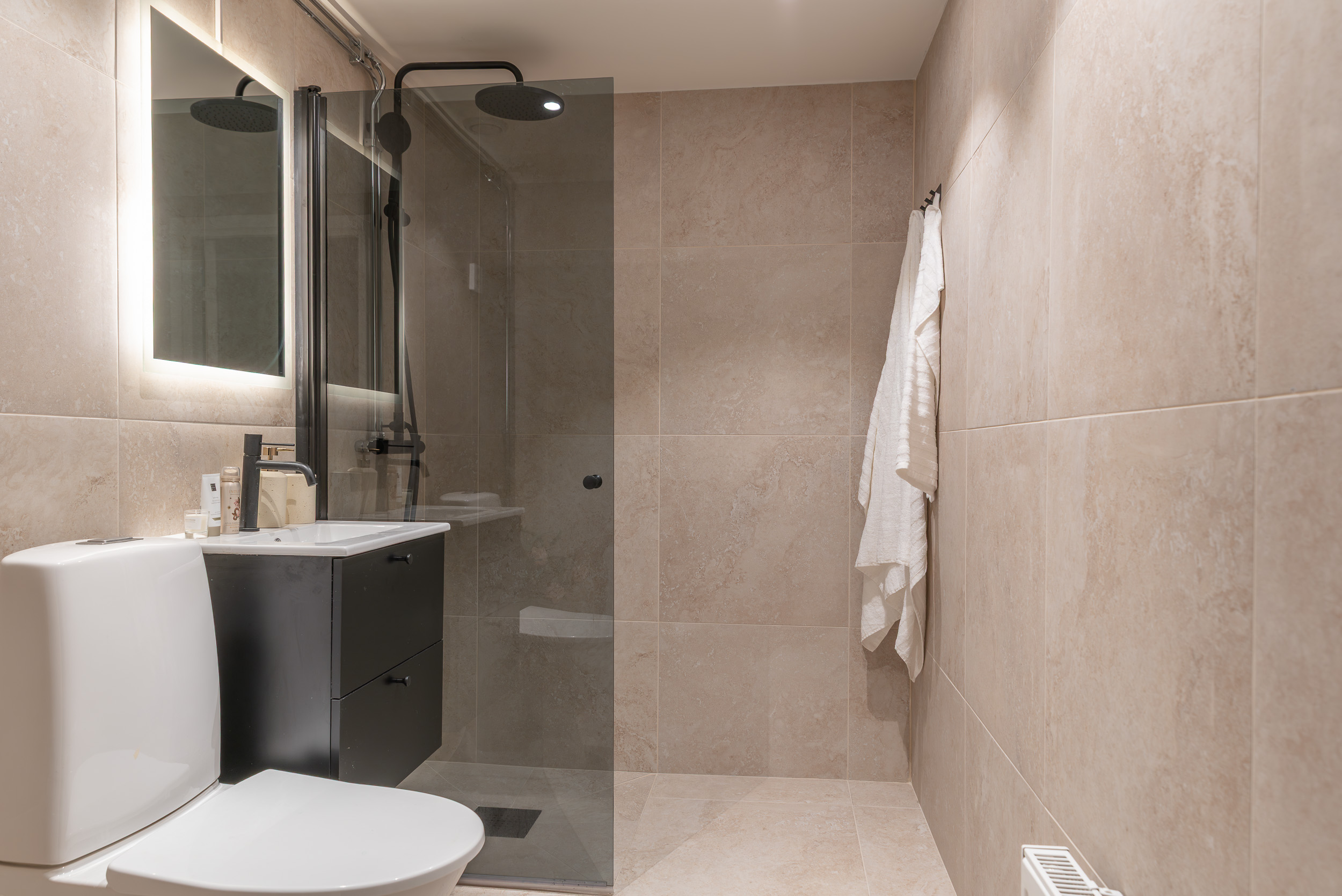 Bostadsbild från Skjutbanegatan 5A, Till salu i Haga, Västerås