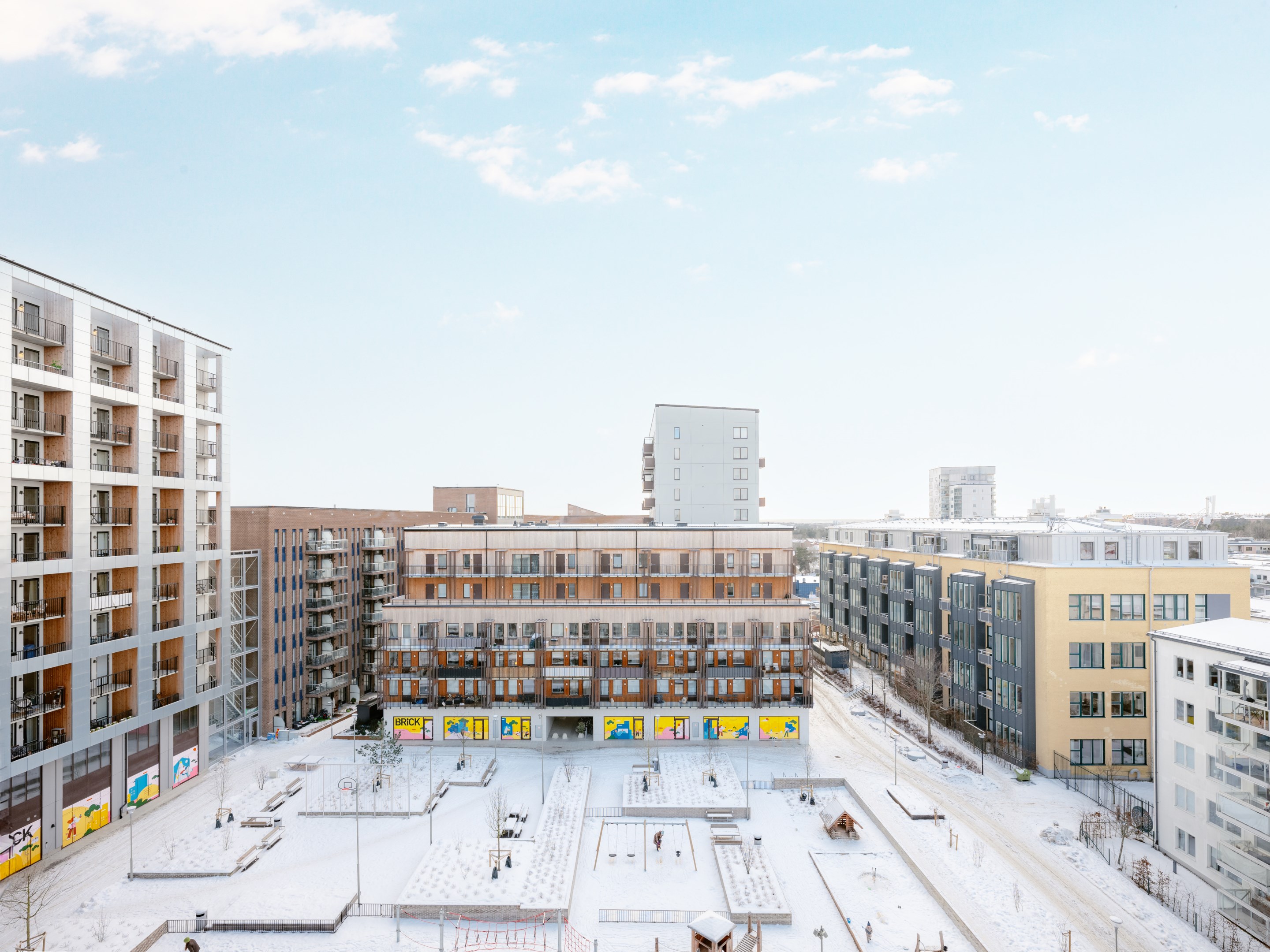 Bostadsbild från Radiusbacken 49, Till salu i Midsommarkransen Telefonplan, Stockholm