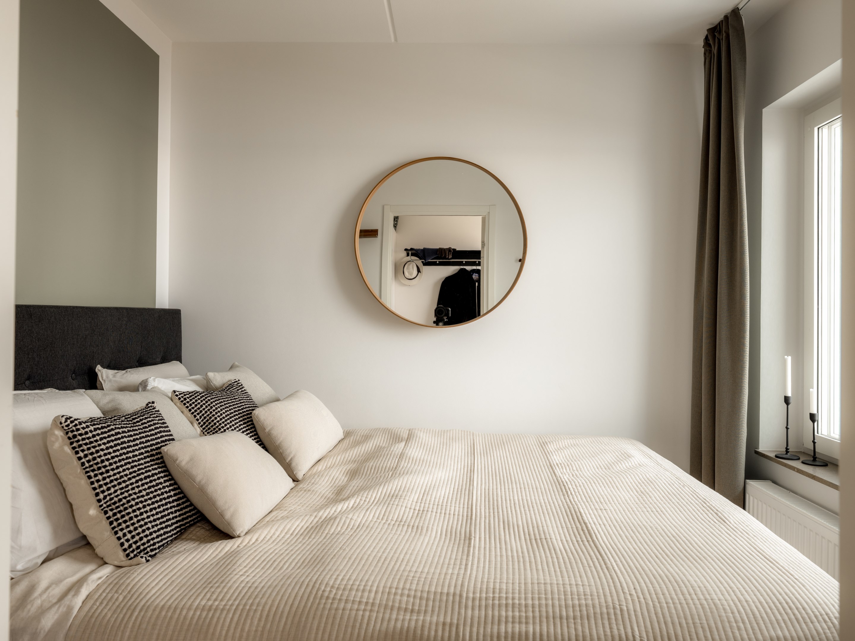 Bostadsbild från Radiusbacken 49, Till salu i Midsommarkransen Telefonplan, Stockholm