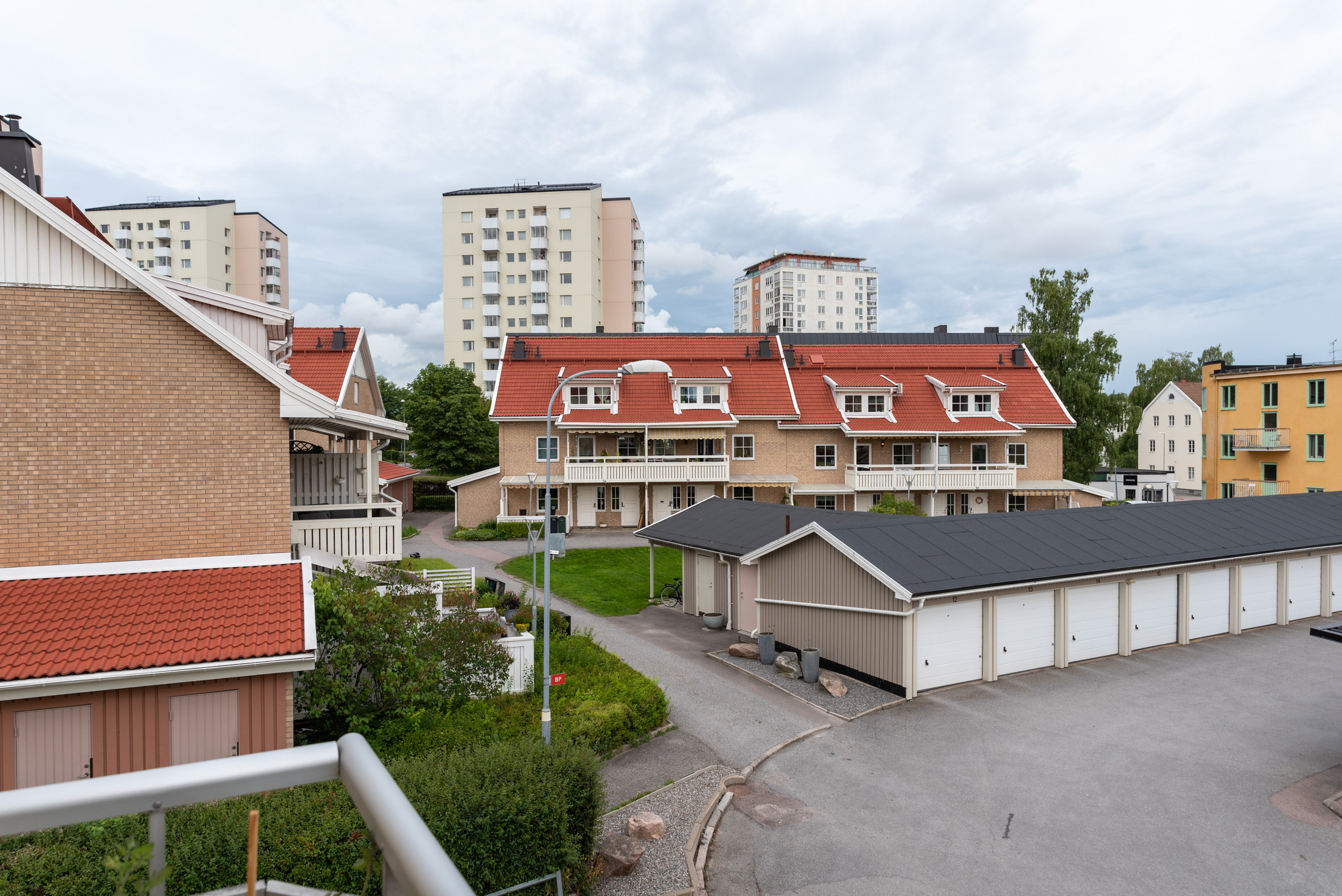 Bostadsbild från Fogdegatan 4, Kommande i Karlsdal, Västerås