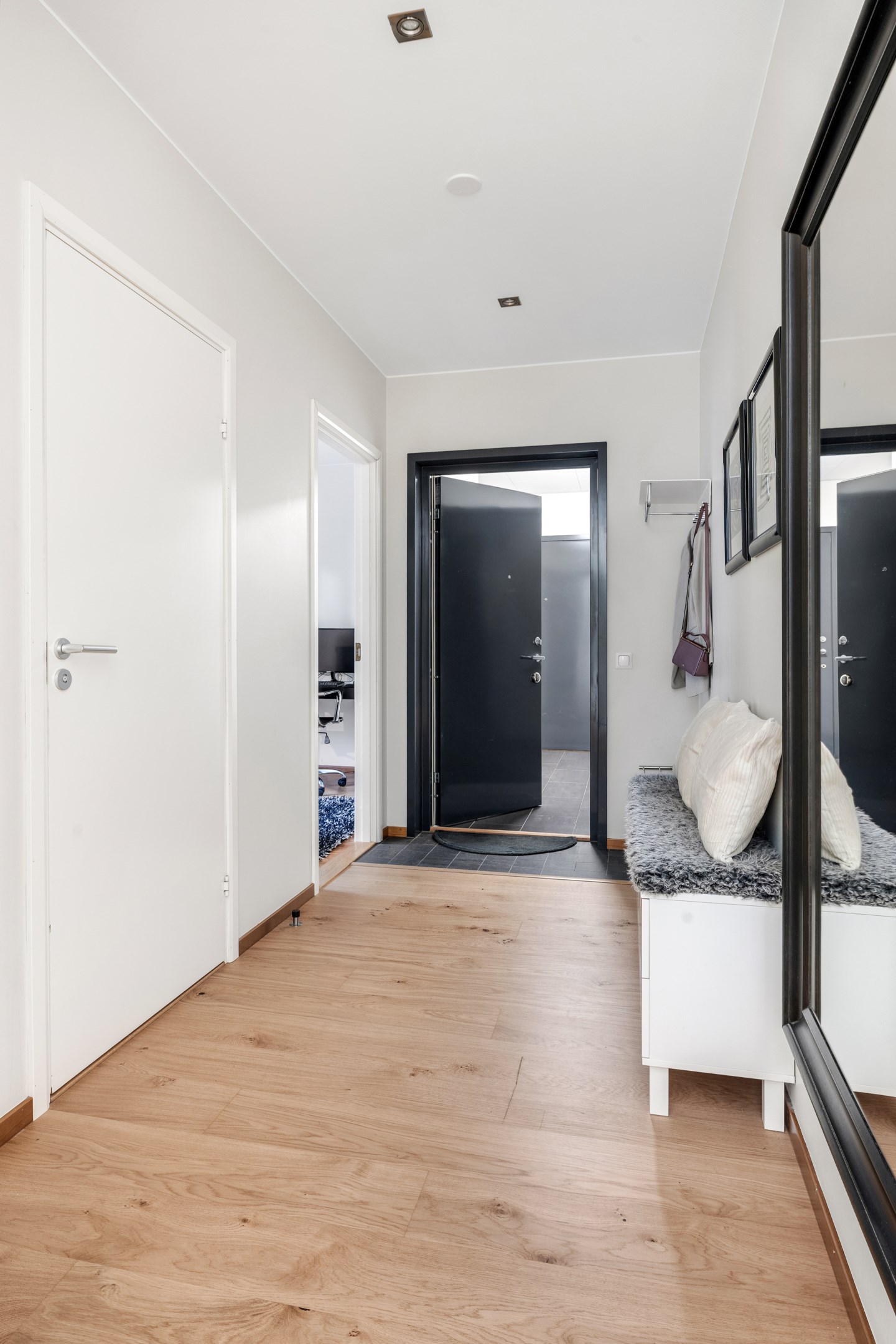 Bostadsbild från Norbyvägen 46E, Till salu i Sommarro, Uppsala