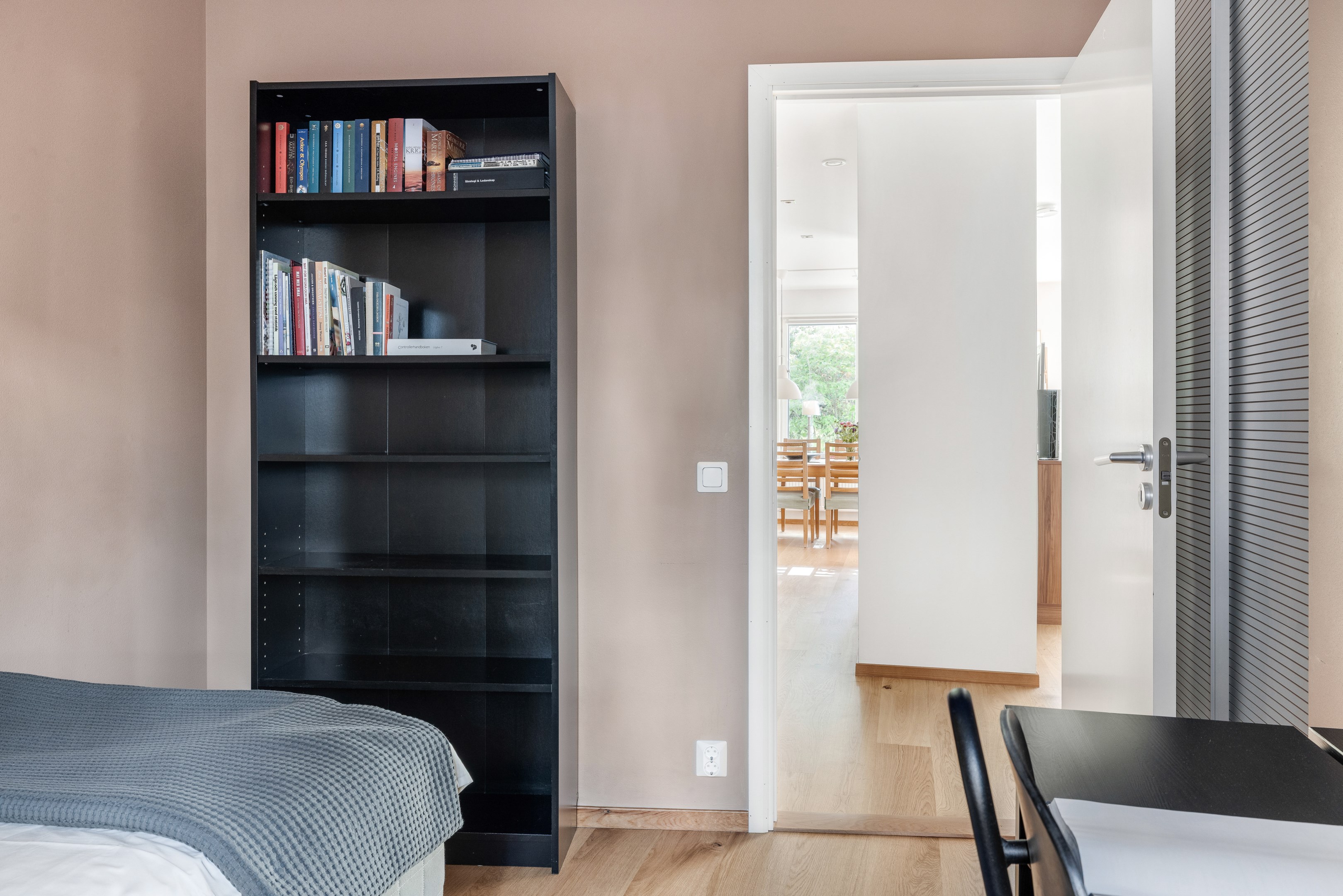 Bostadsbild från Norbyvägen 46E, Till salu i Sommarro, Uppsala