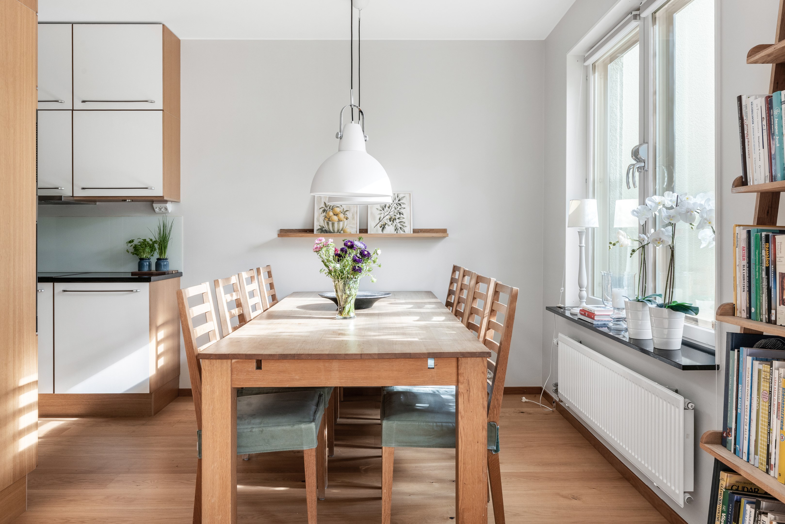 Bostadsbild från Norbyvägen 46E, Till salu i Sommarro, Uppsala