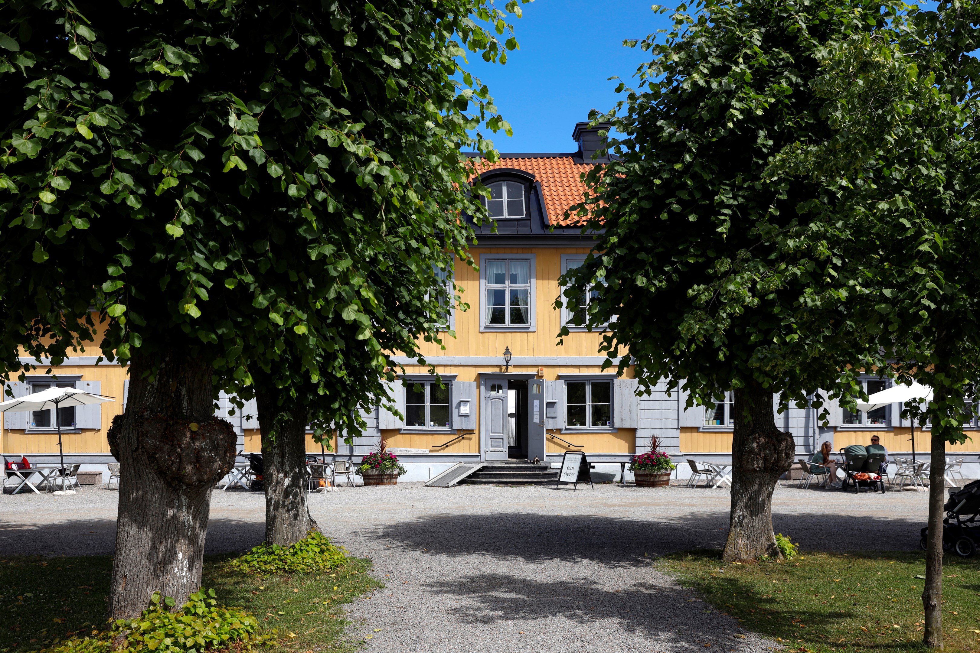 Bostadsbild från Klyvarevägen 64D, Såld i Skogalund, Nacka