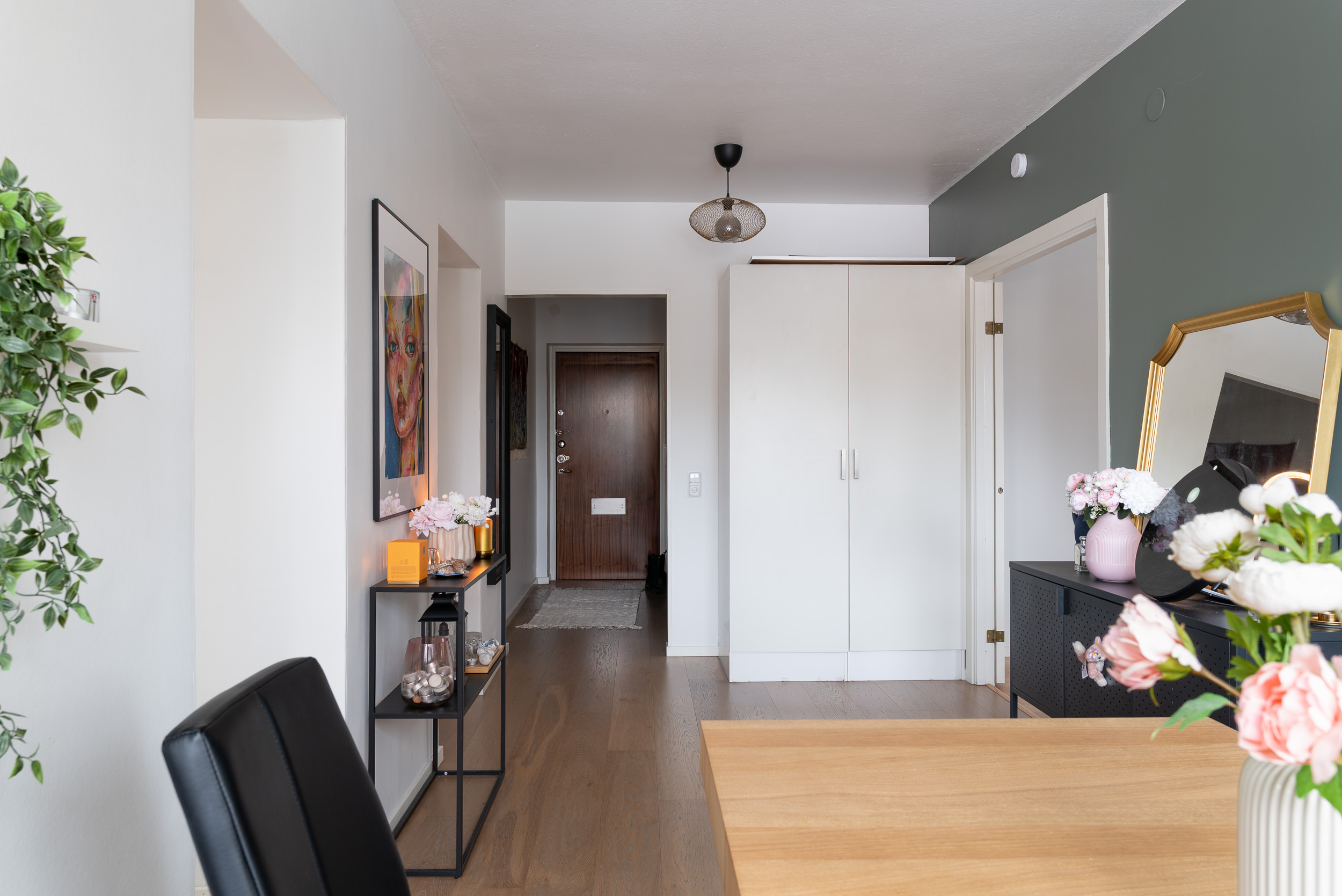 Bostadsbild från Haga parkgata 7B, Kommande i Haga, Västerås