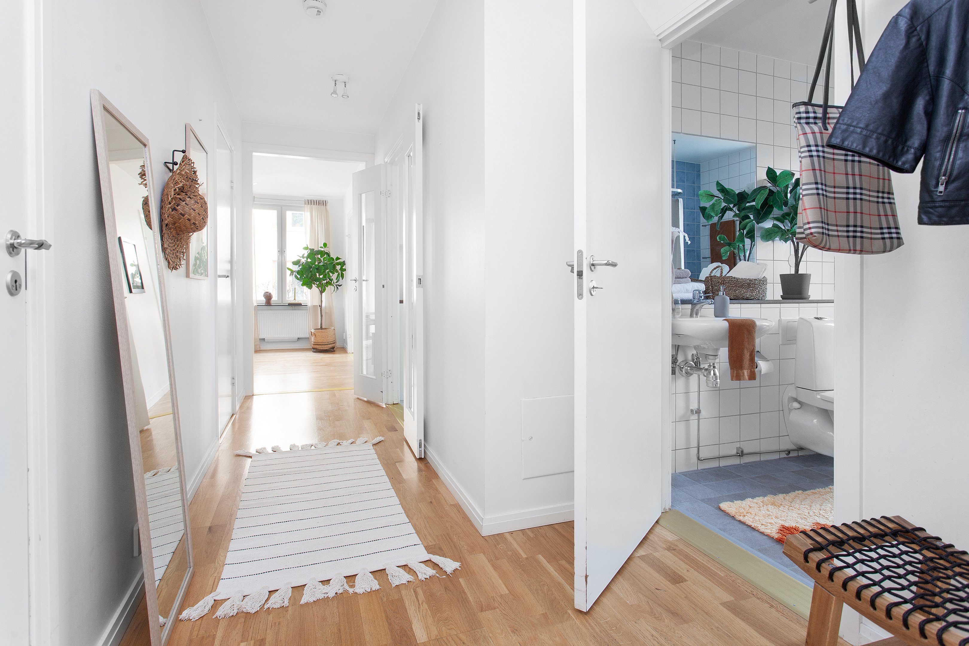 Bostadsbild från Enhörningsgränd 4, Till salu i Bromma - Stora Mossen, Stockholm