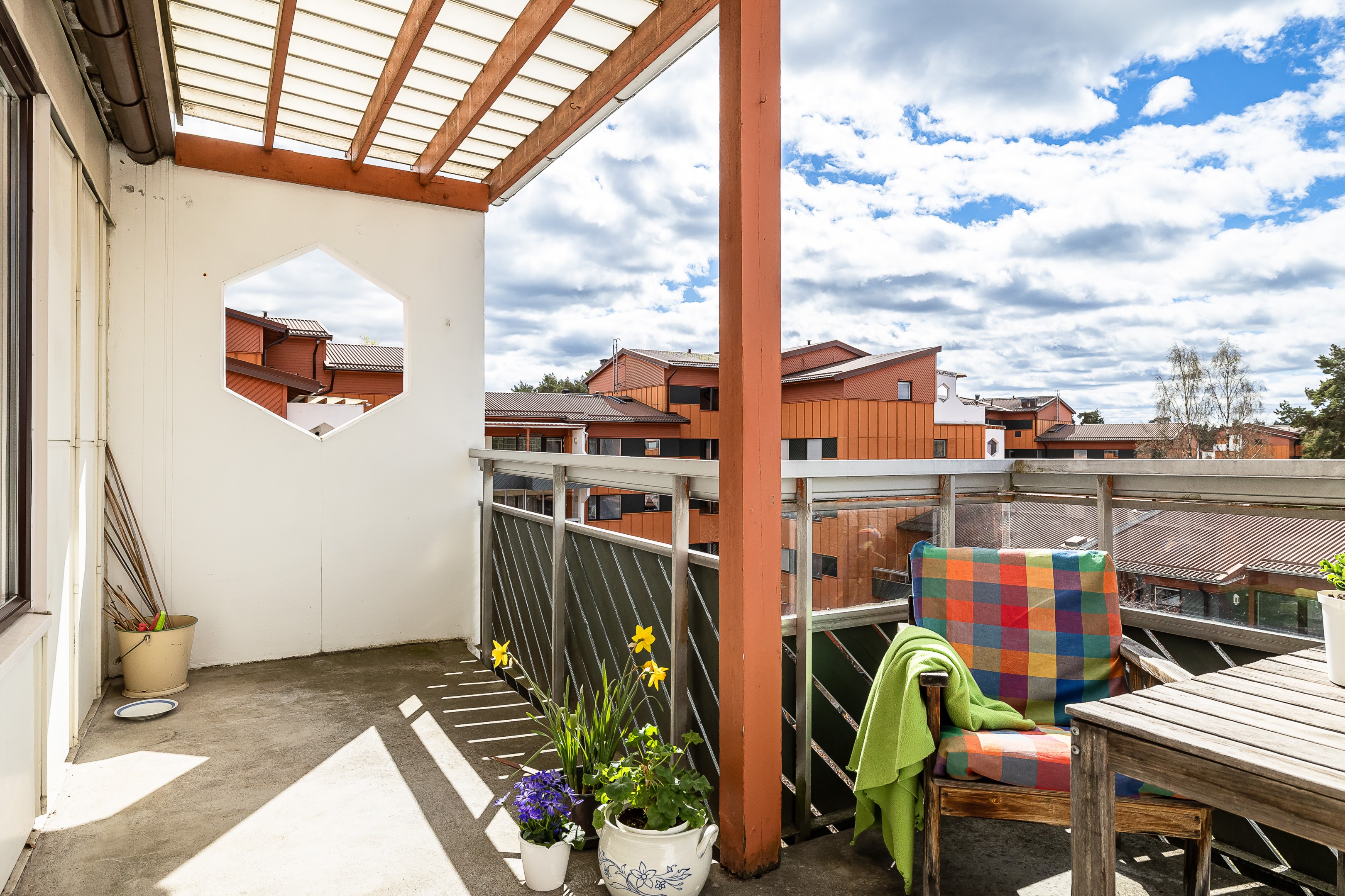Bostadsbild från Kontrabasvägen 1, Såld i Gottsunda, Uppsala