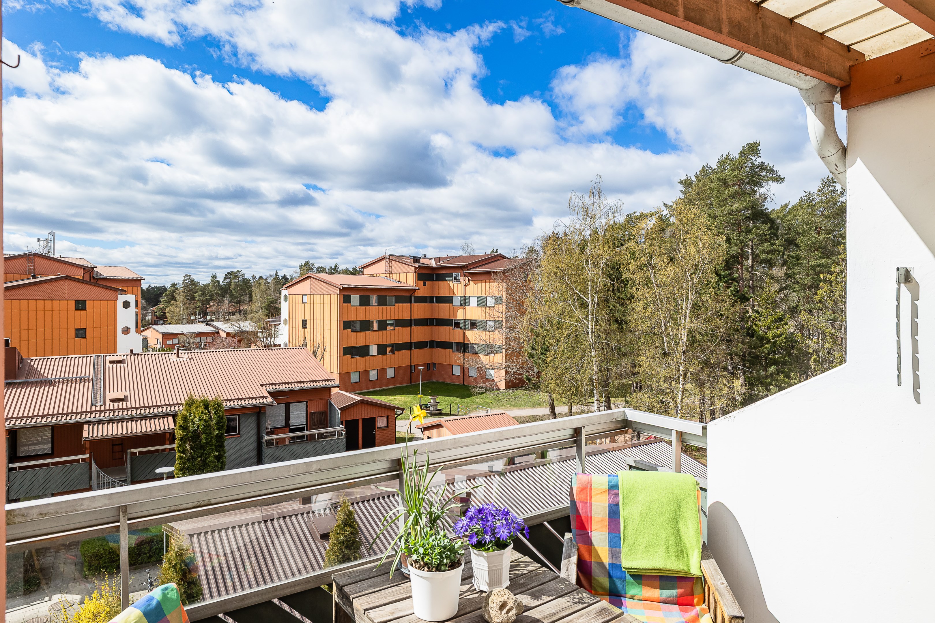 Bostadsbild från Kontrabasvägen 1, Såld i Gottsunda, Uppsala