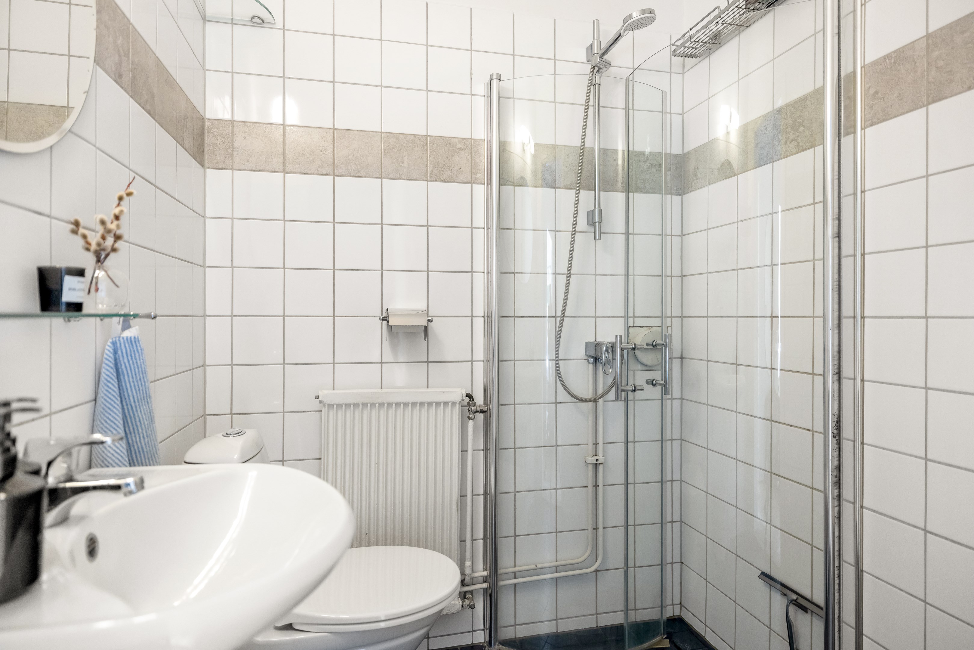 Bostadsbild från Väderkvarnsgatan 52A, Till salu i Fålhagen, Uppsala