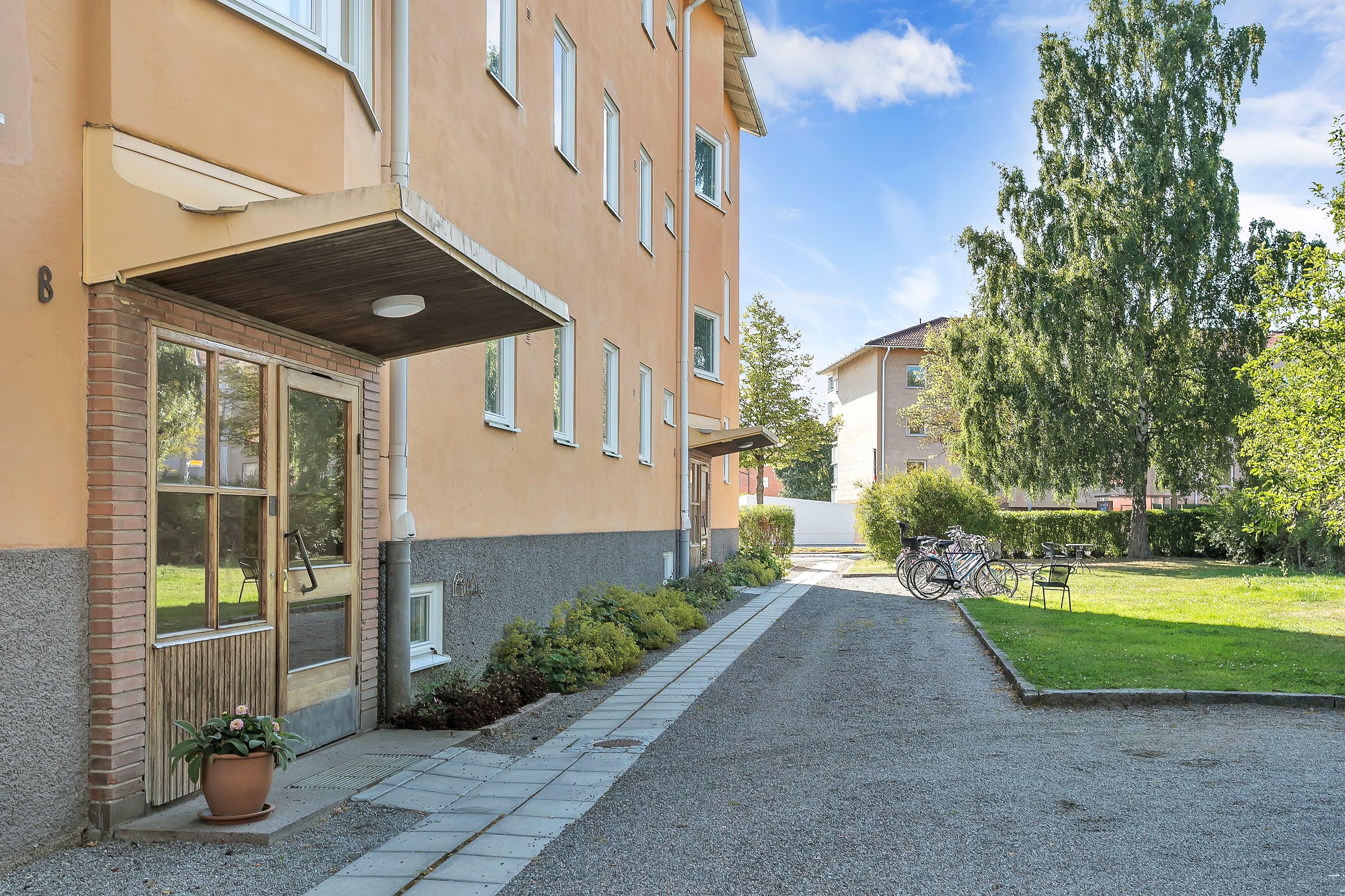 Bostadsbild från Svartbäcksgatan 97B, Till salu i Svartbäcken, Uppsala