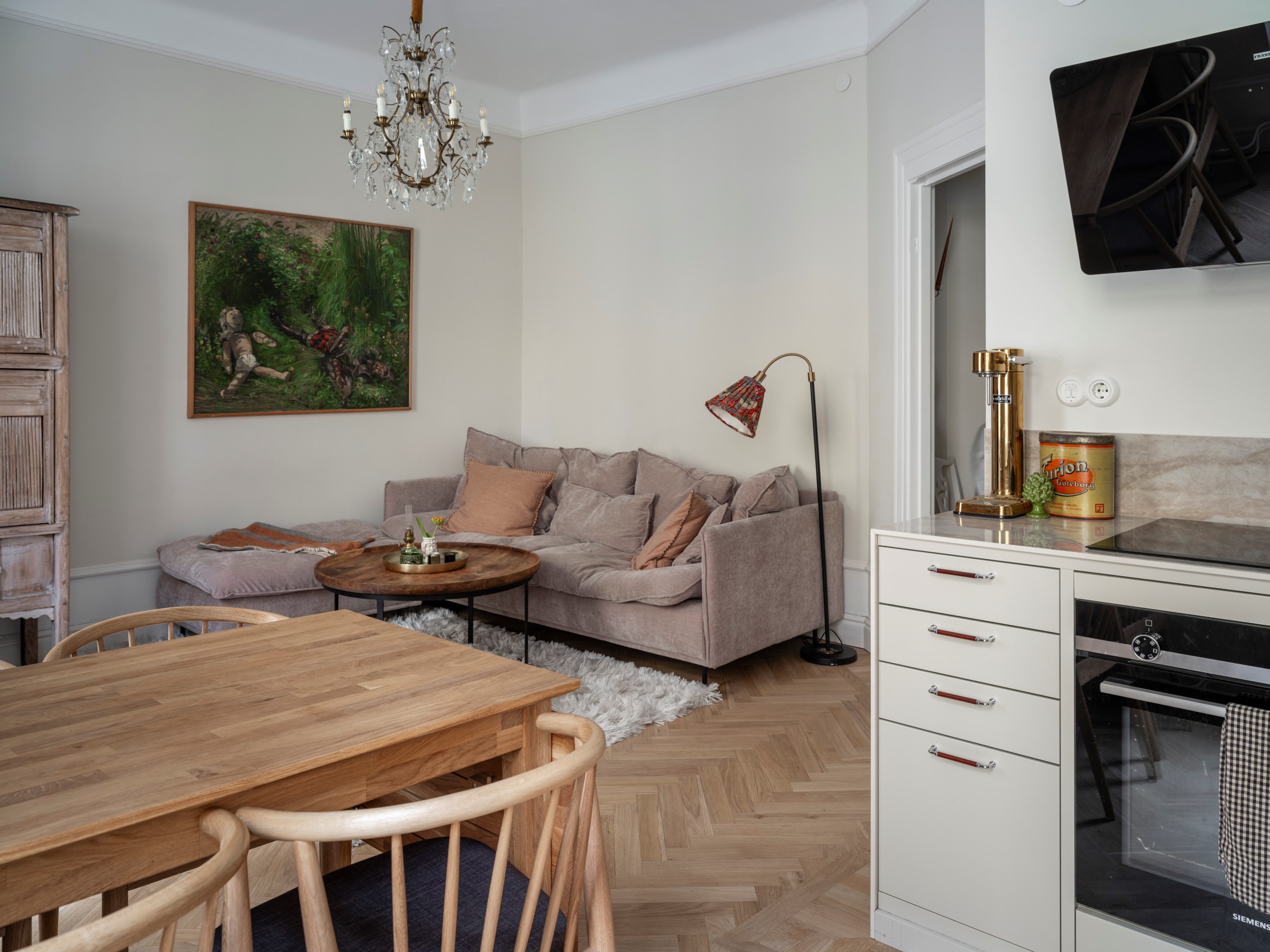 Bostadsbild från Dalagatan 41A, Till salu i Vasastan, Stockholm