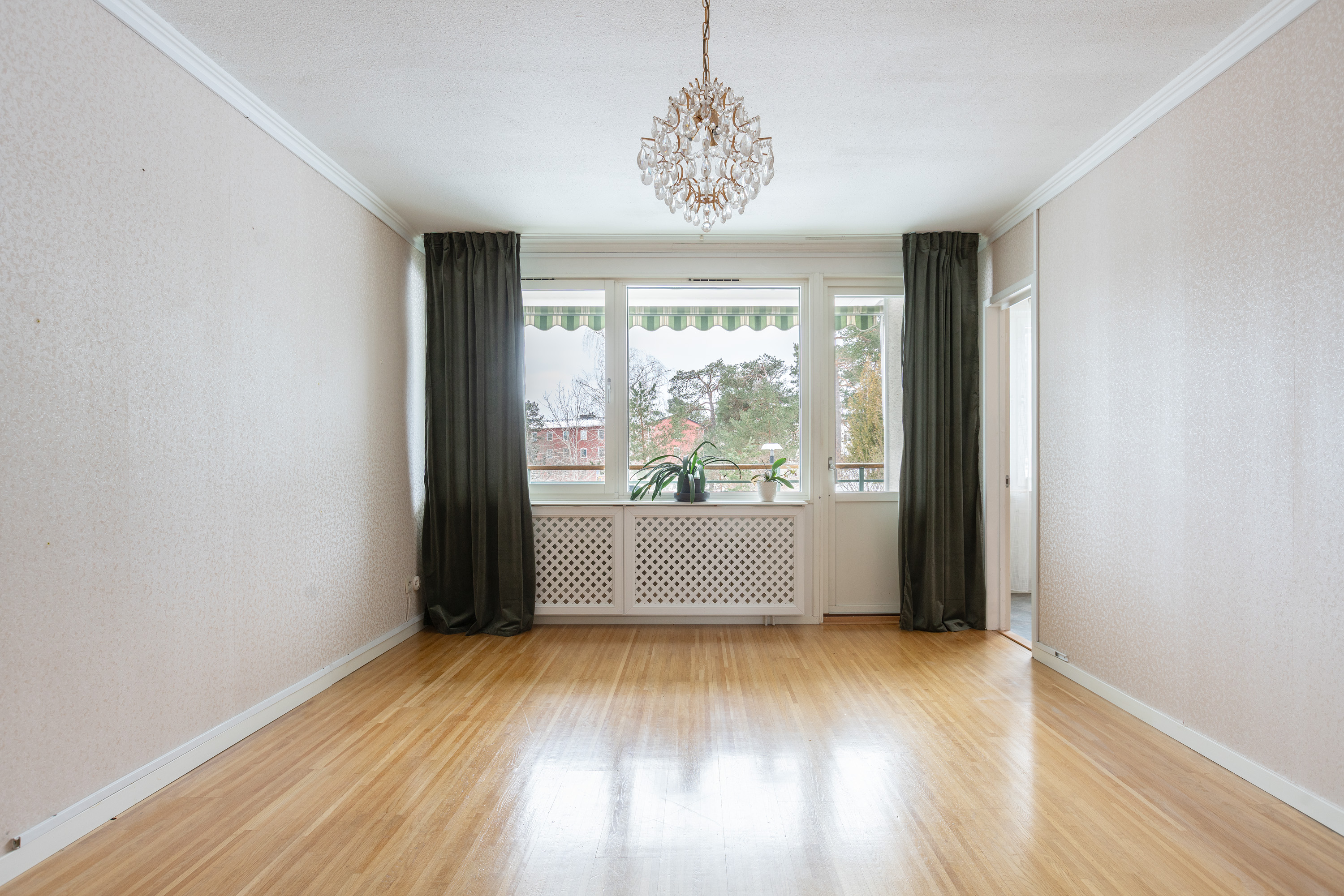 Bostadsbild från Tullingebergsvägen 35, Såld i G:a Tullingeberg, Botkyrka