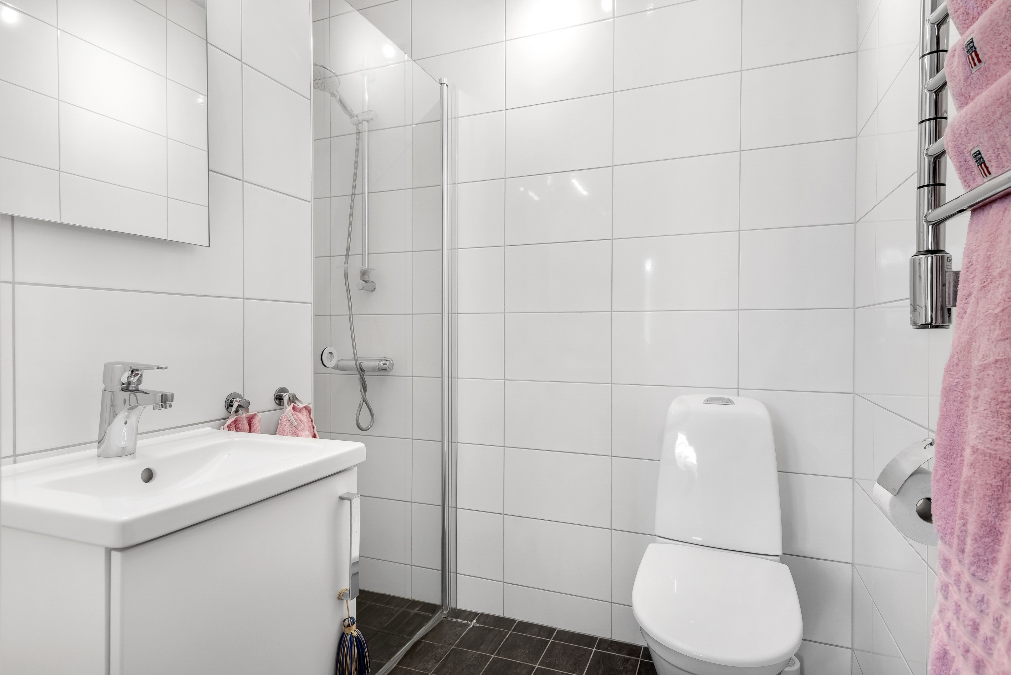 Bostadsbild från Östra Ågatan 105, Till salu i Kungsängen, Uppsala