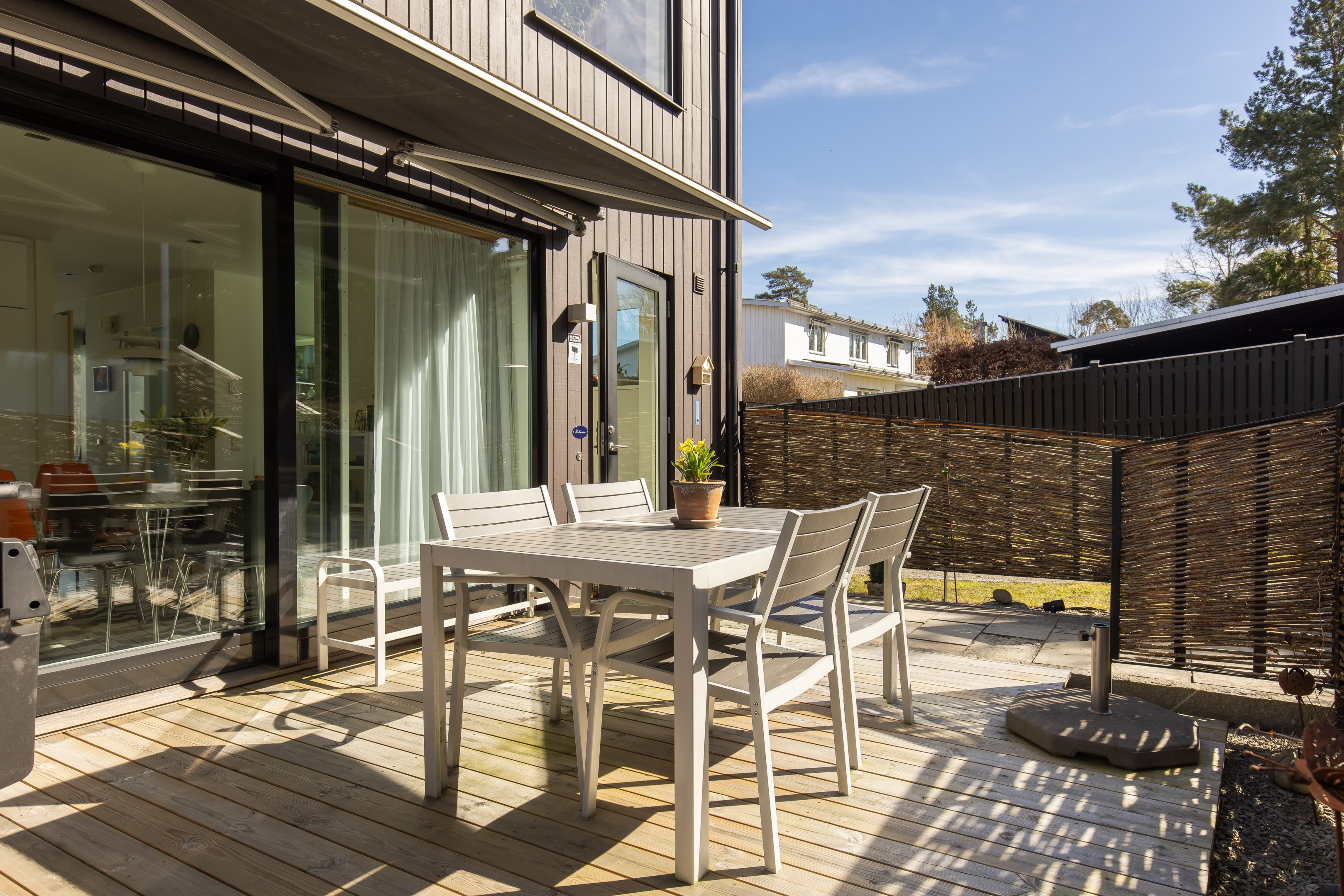Bostadsbild från Boo strandväg 1F, Till salu i Eriksvik, Nacka
