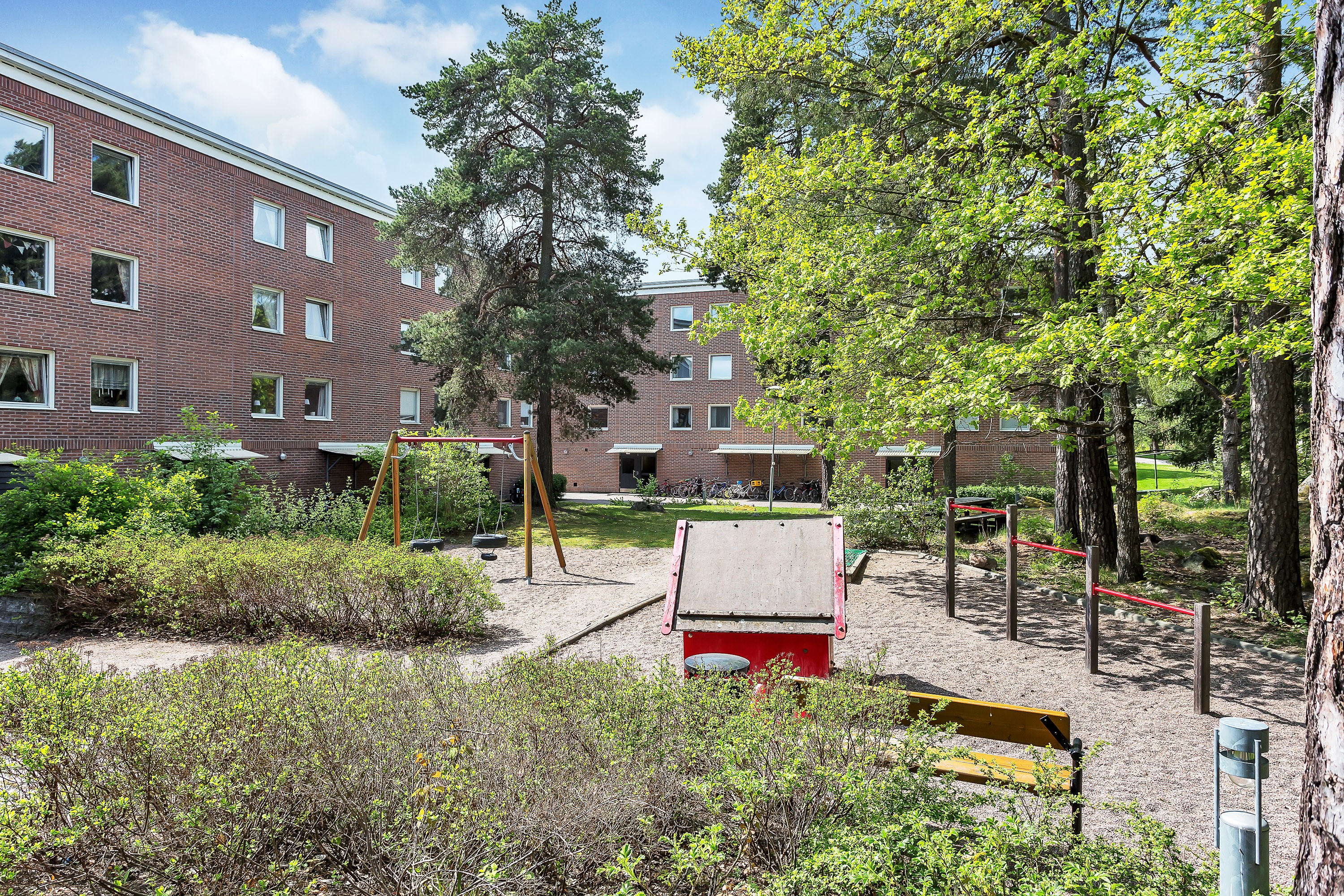 Bostadsbild från Granitvägen 17 A, Såld i Eriksberg, Uppsala