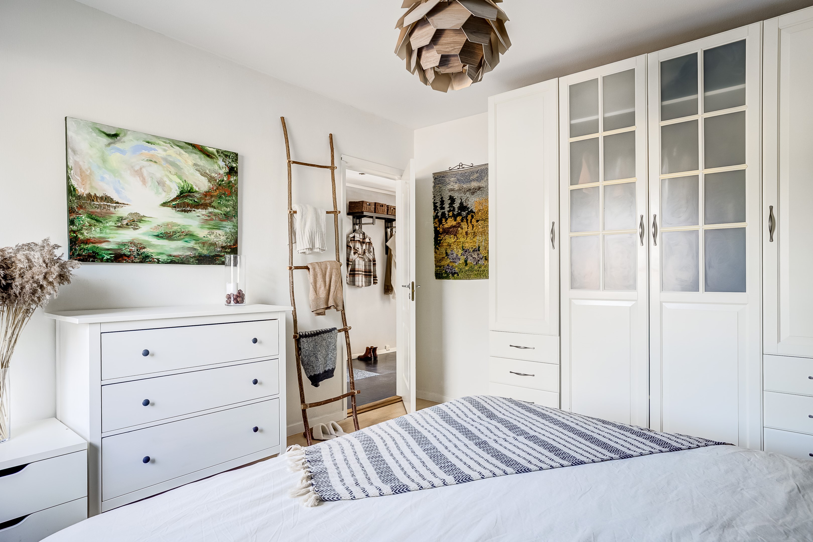 Bostadsbild från Granitvägen 17 A, Såld i Eriksberg, Uppsala