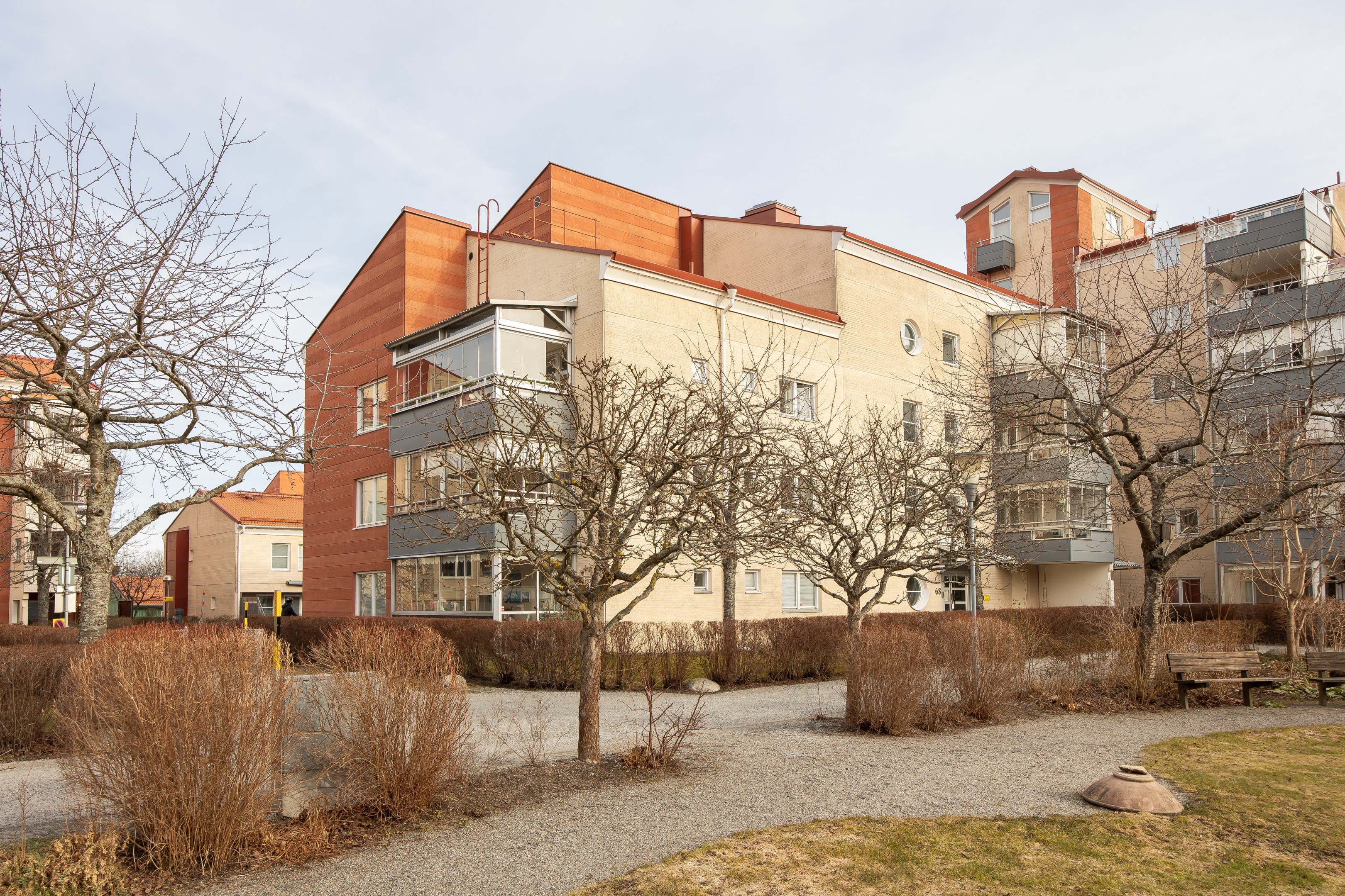 Bostadsbild från Fyrspannsvägen 68, Till salu i Jarlaberg, Nacka