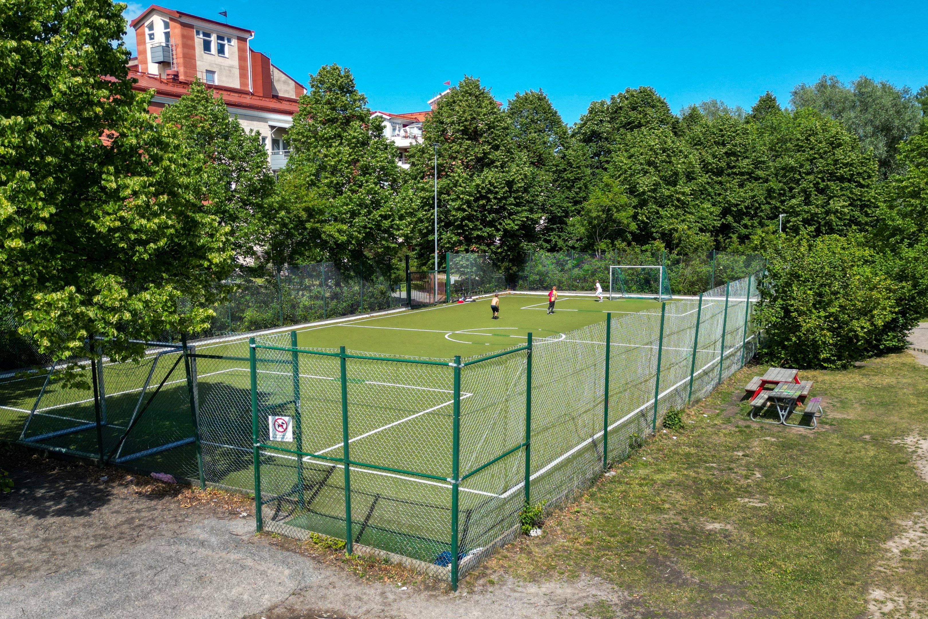 Bostadsbild från Fyrspannsvägen 68, Till salu i Jarlaberg, Nacka