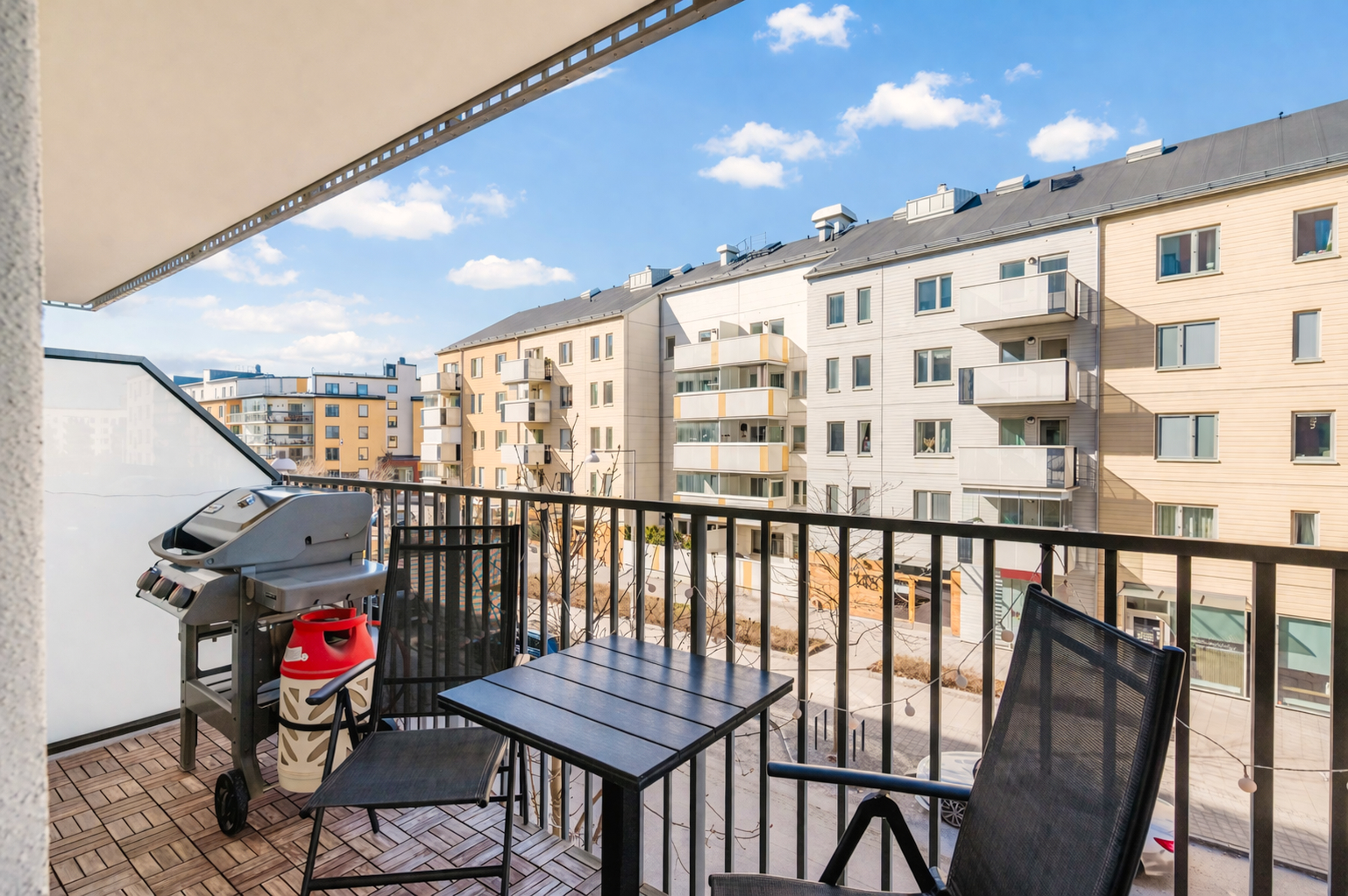 Bostadsbild från Fridensborgsvägen 157, Till salu i Järvastaden, Solna