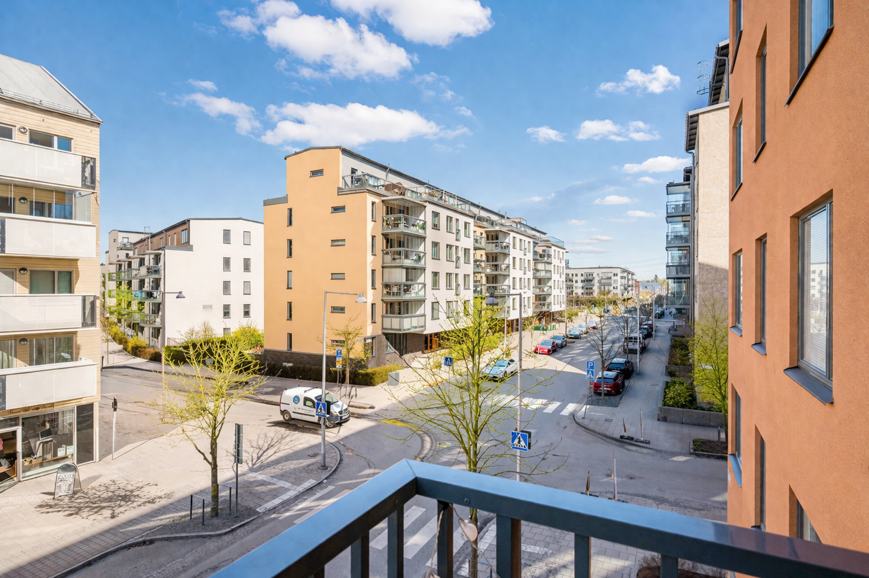 Bostadsbild från Fridensborgsvägen 157, Till salu i Järvastaden, Solna