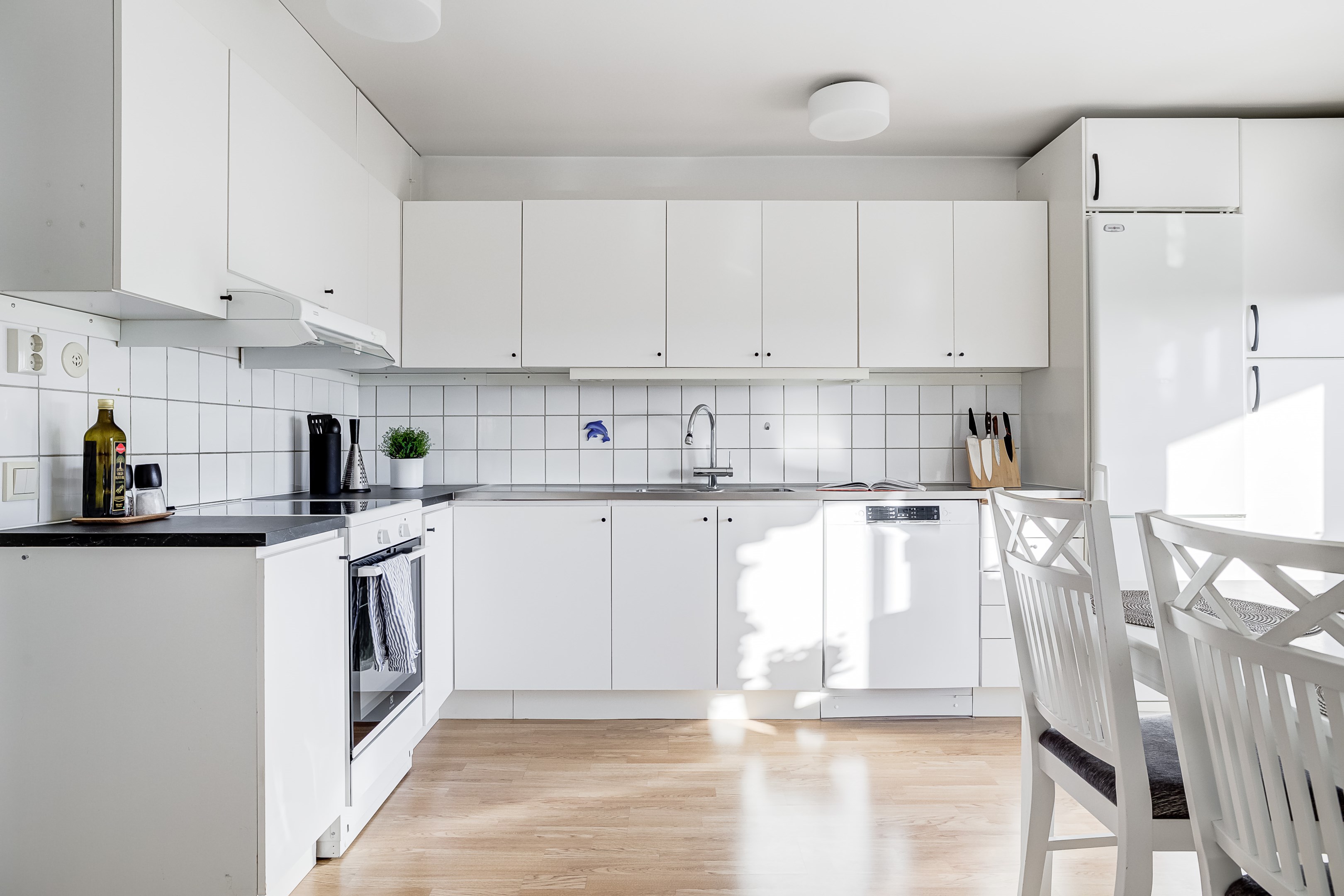 Bostadsbild från Lings väg 37, Till salu i Ling, Uppsala