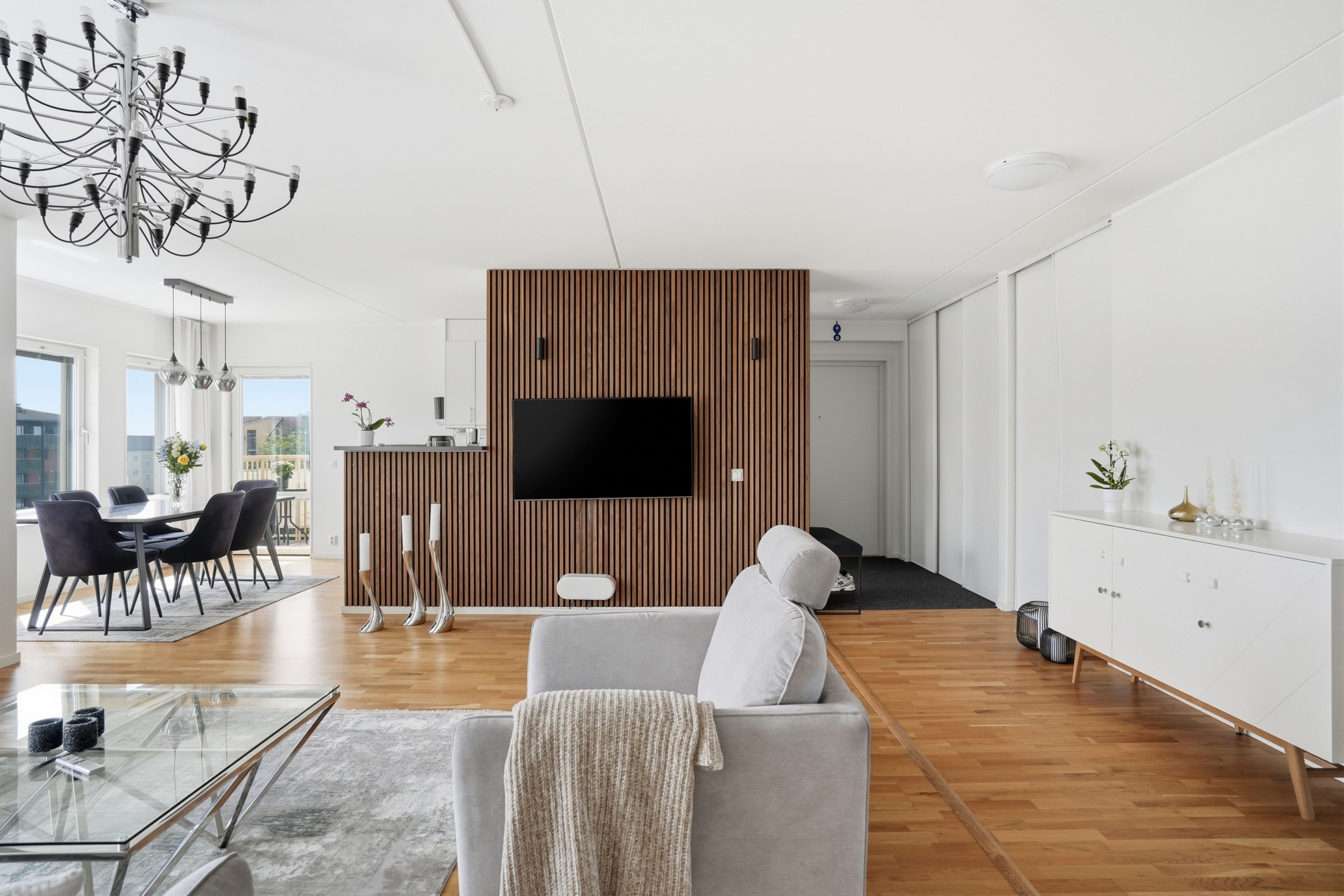 Bostadsbild från Gränbyvägen 4B, Kommande i Gränby backe, Uppsala