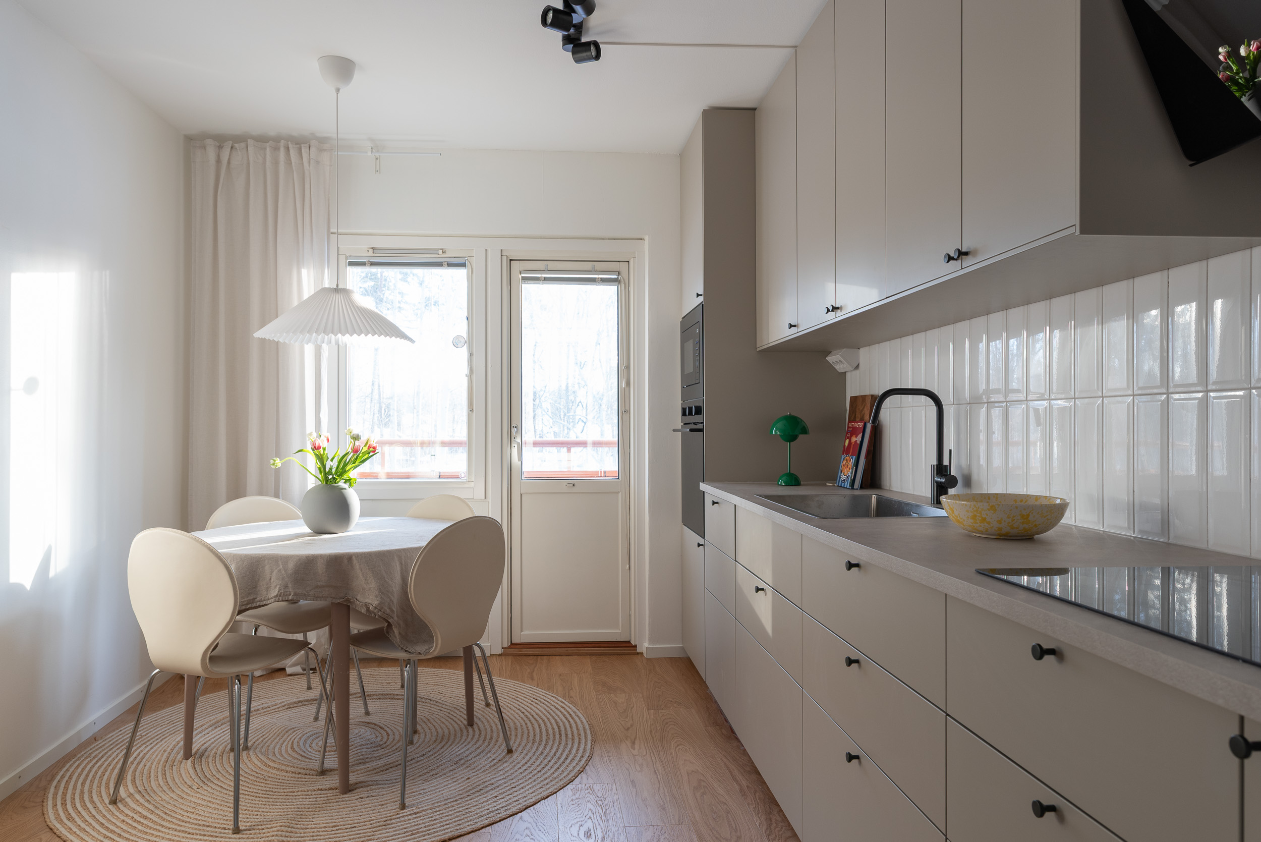 Bostadsbild från Gunnilbogatan 30D, Såld i Malmaberg, Västerås