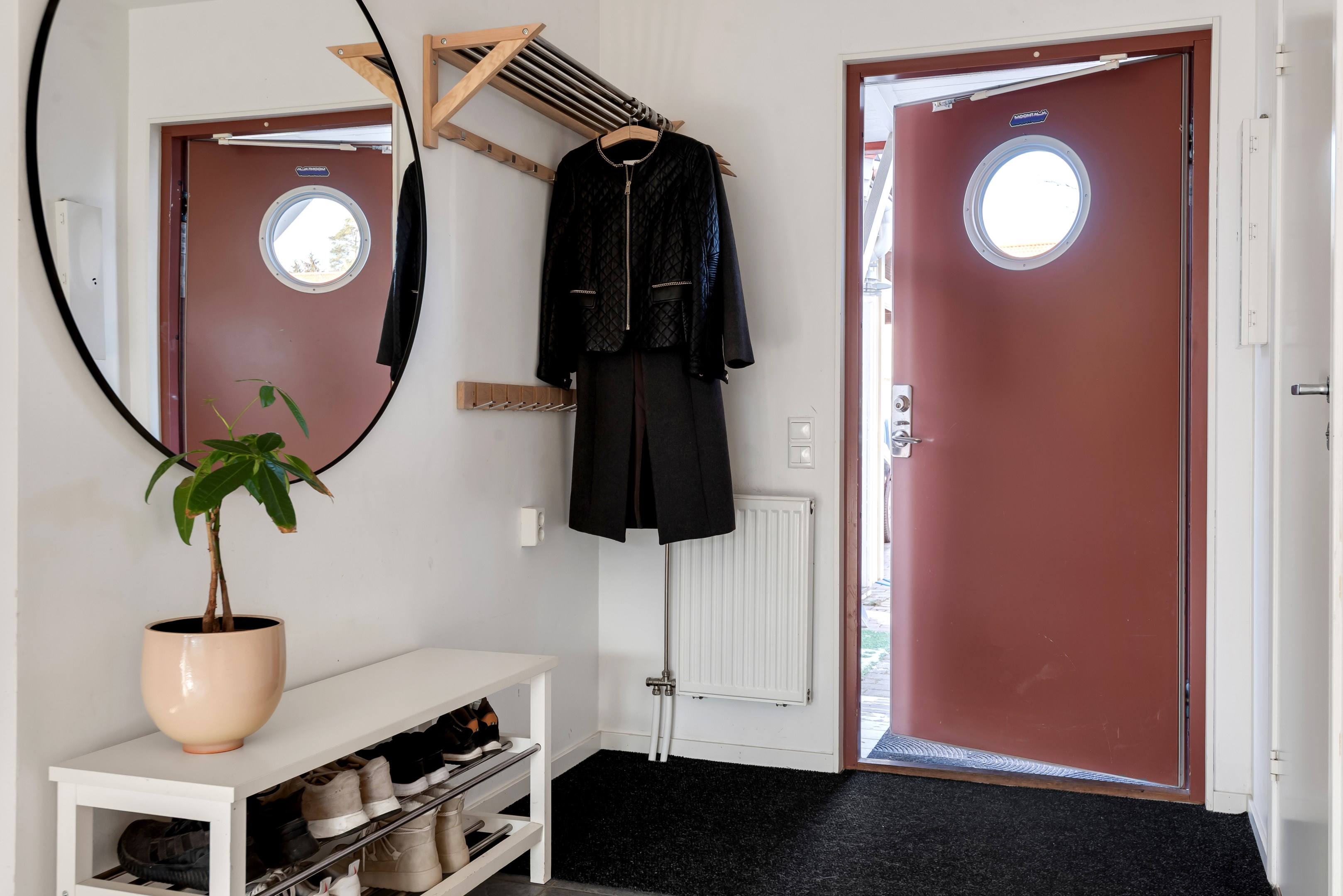 Bostadsbild från Stenhuggarvägen 49, Till salu i Herrhagen, Uppsala