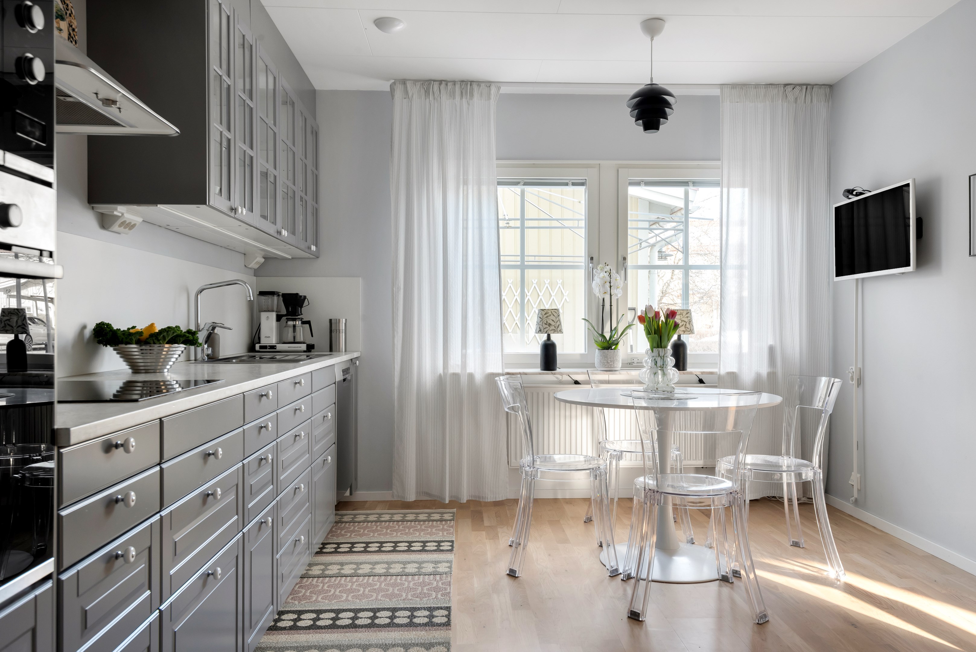 Bostadsbild från Stenhuggarvägen 49, Till salu i Herrhagen, Uppsala