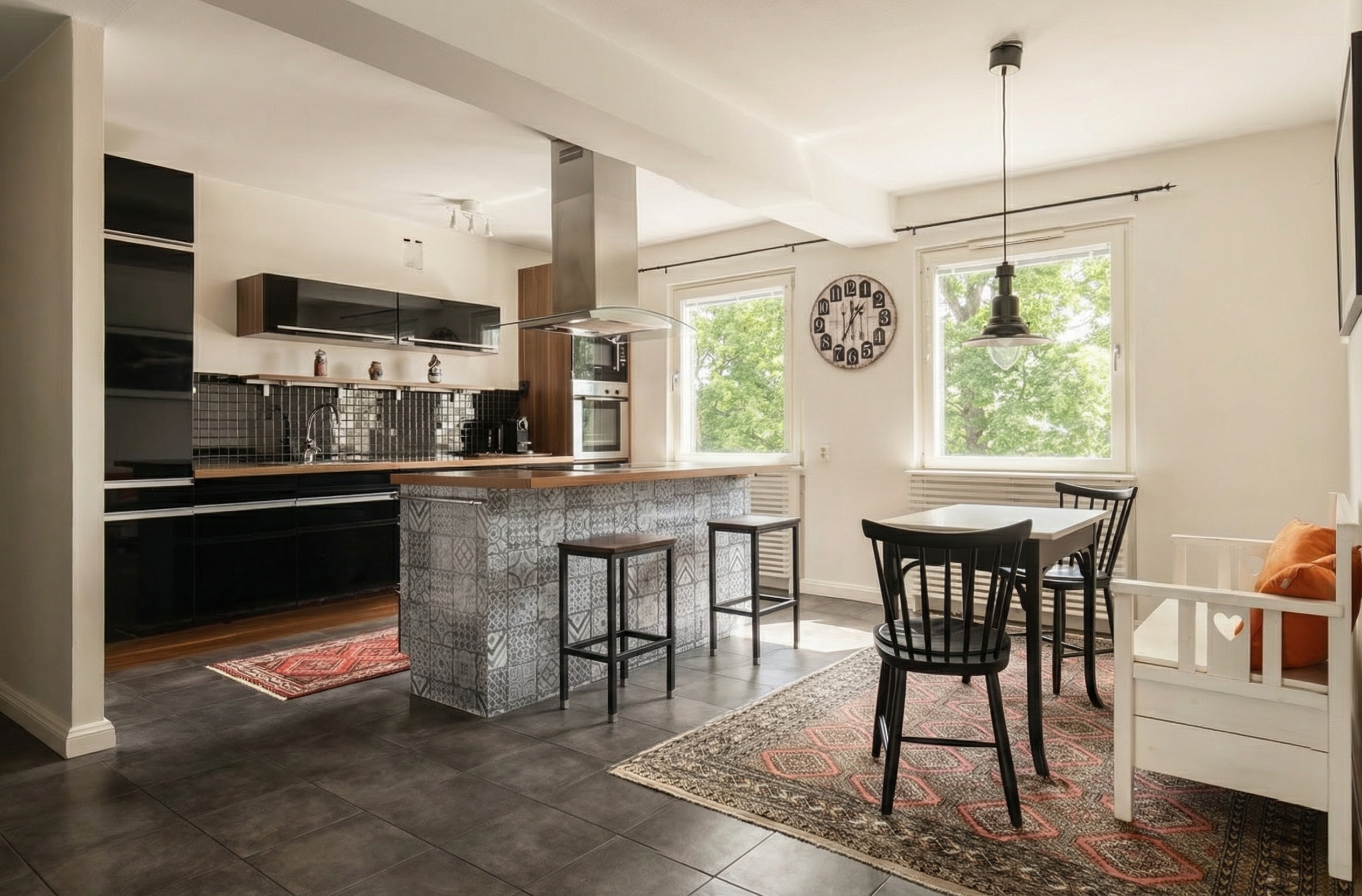 Bostadsbild från Becksjudarvägen 47, Såld i Finntorp, Nacka