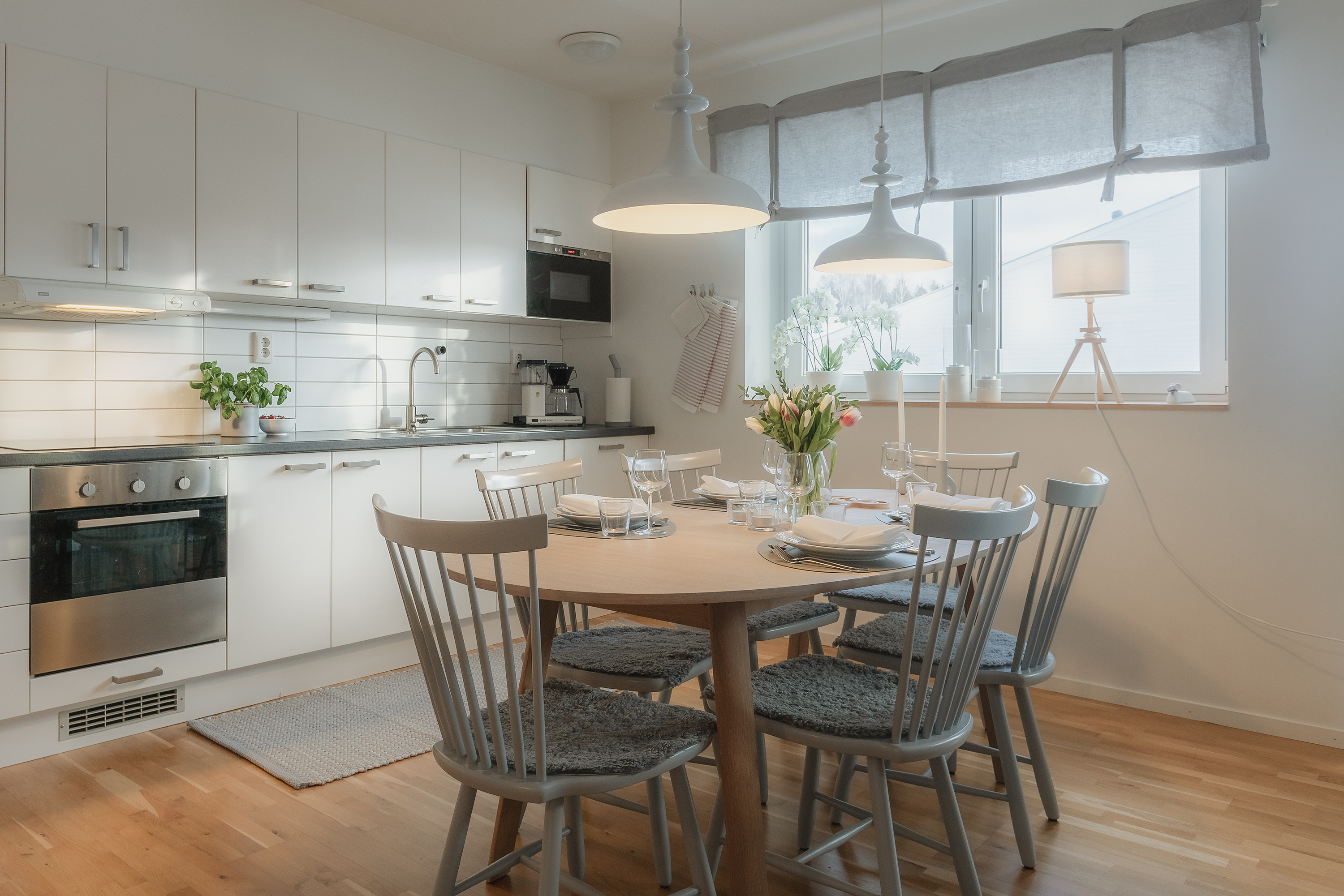 Bostadsbild från Hanvedens Allé 93, Till salu i Riksten, Botkyrka