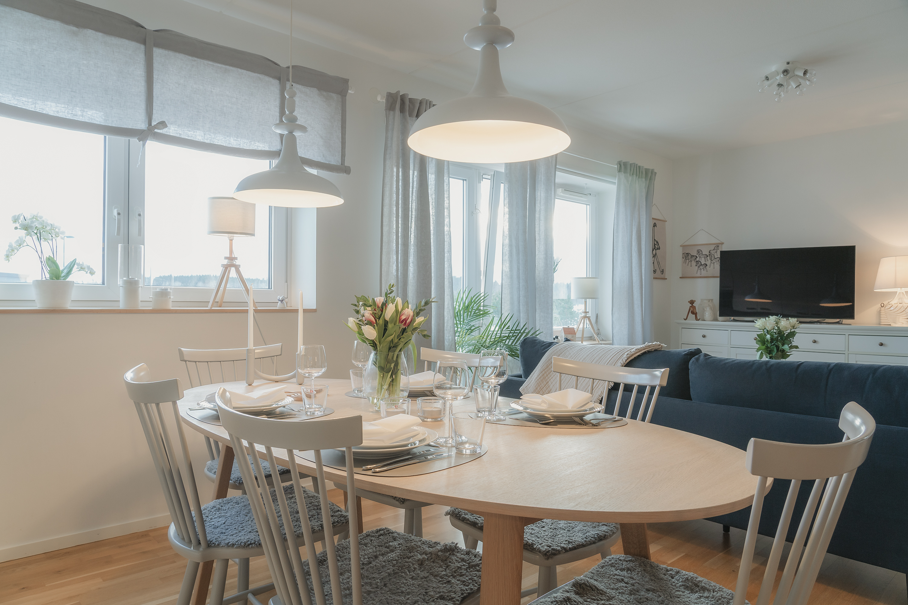 Bostadsbild från Hanvedens Allé 93, Till salu i Riksten, Botkyrka