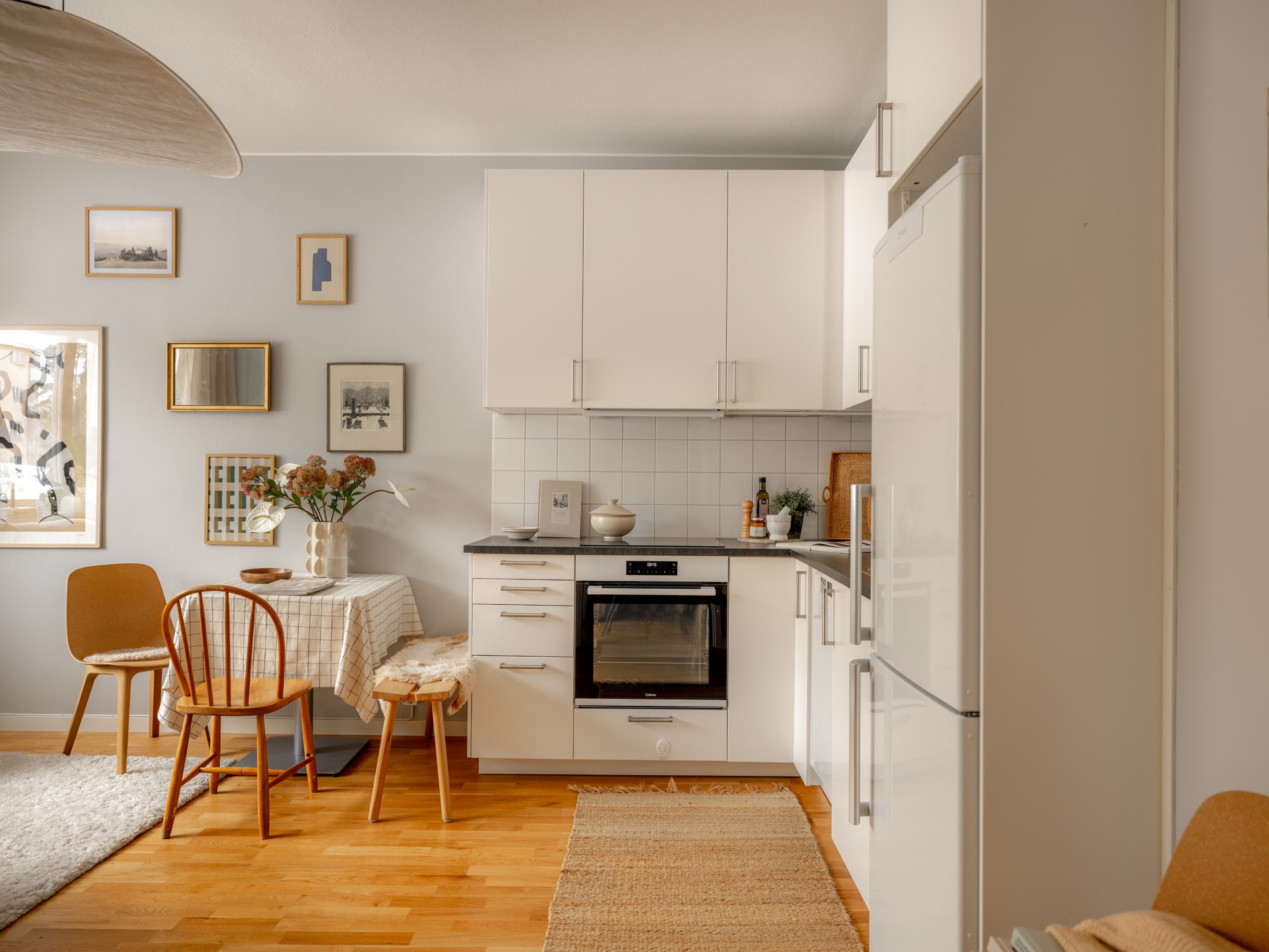 Bostadsbild från Fastlagsvägen 17, Till salu i Midsommarkransen, Stockholm