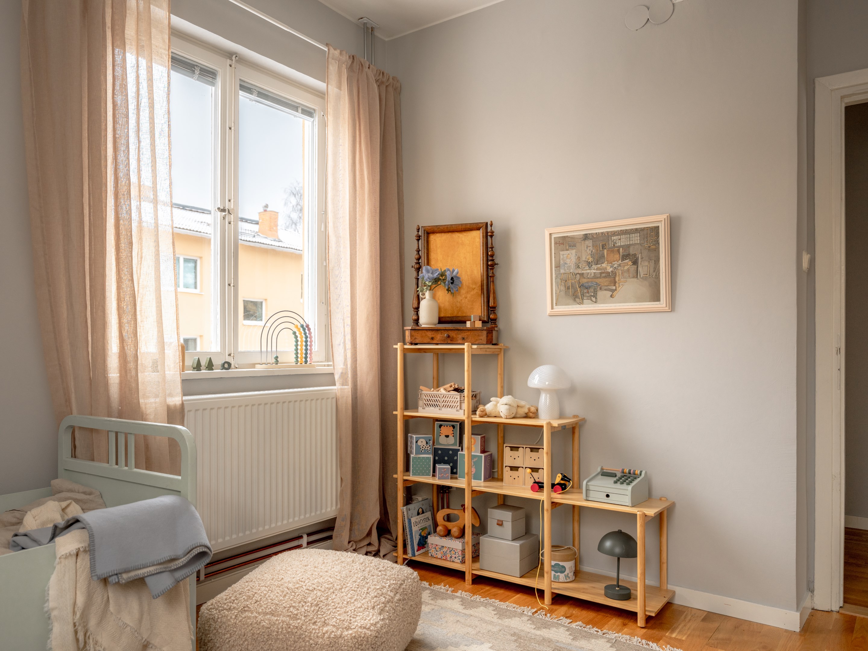 Bostadsbild från Fastlagsvägen 17, Till salu i Midsommarkransen, Stockholm