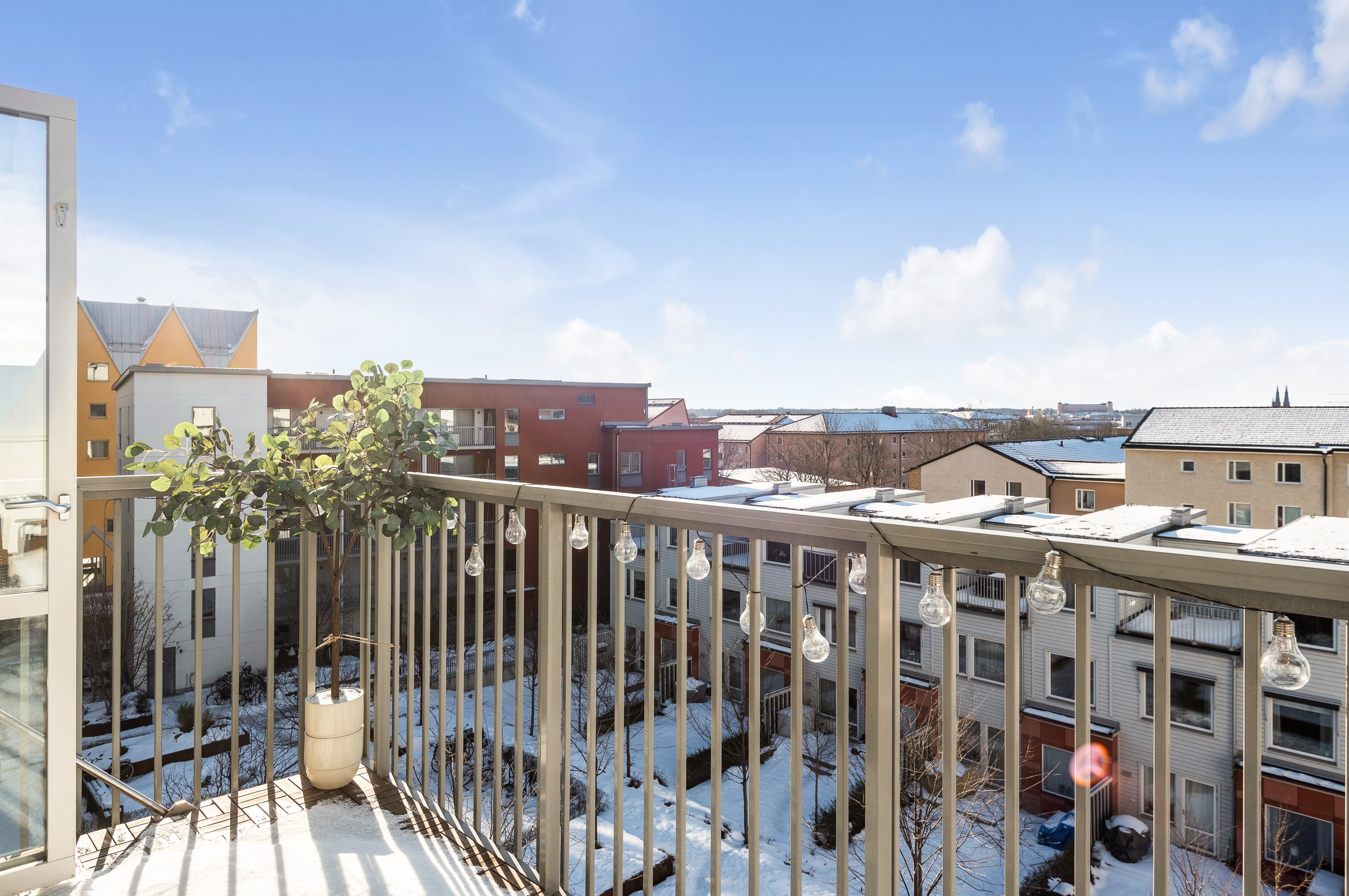 Bostadsbild från Fyrislundsgatan 37A, Till salu i Salabacke, Uppsala